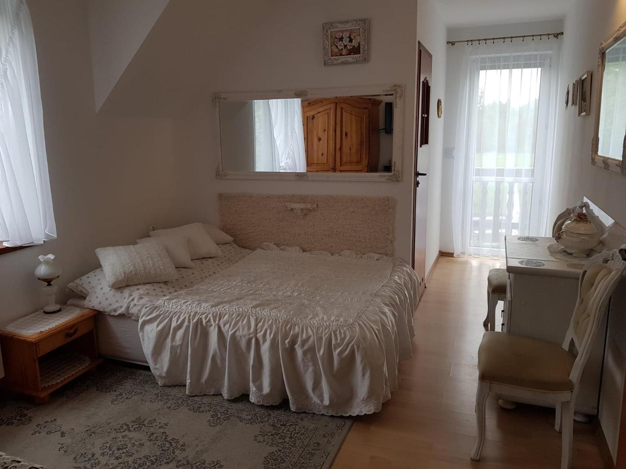 King Room with Balcony photo 1