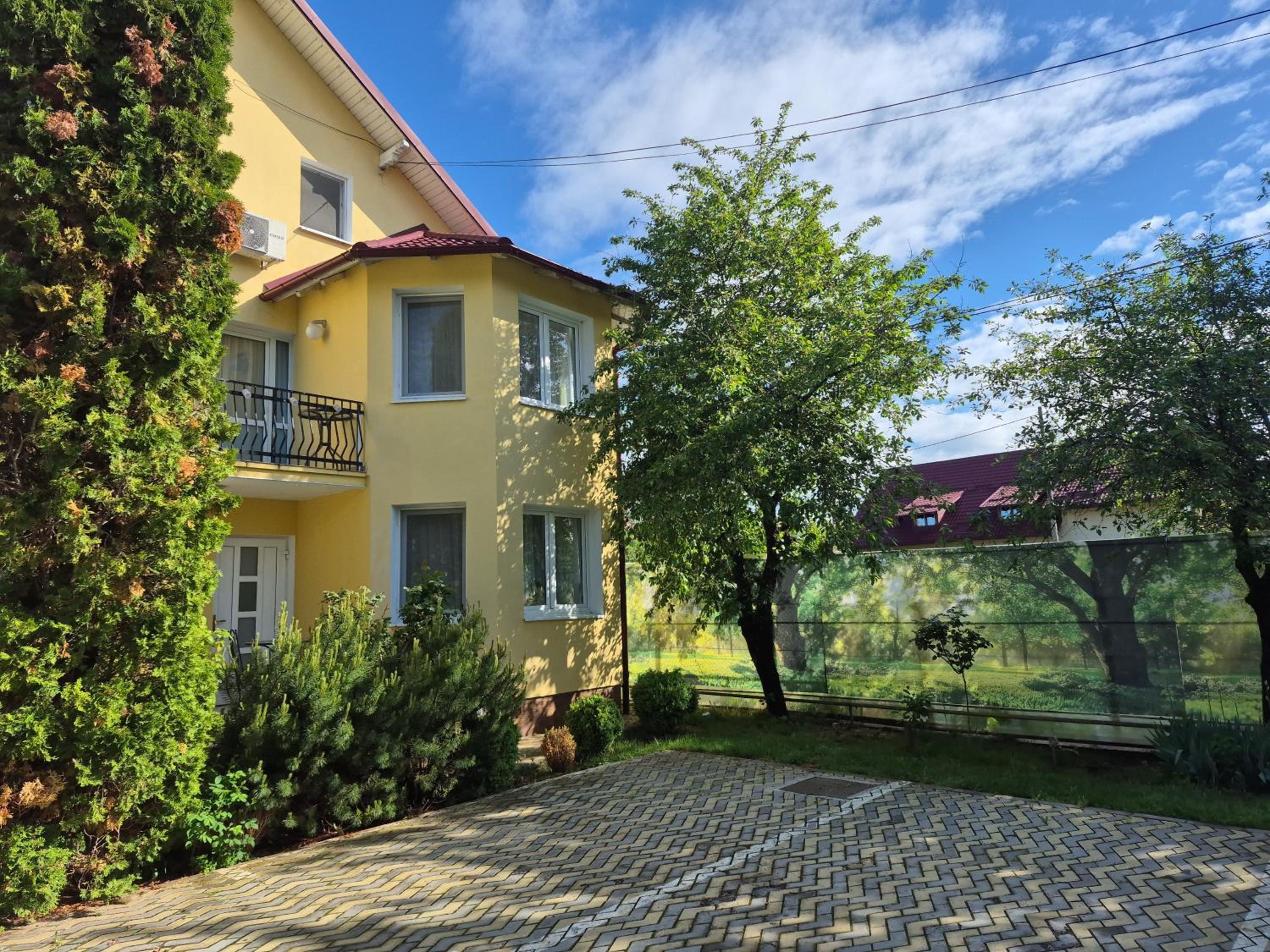 Six-Bedroom House
