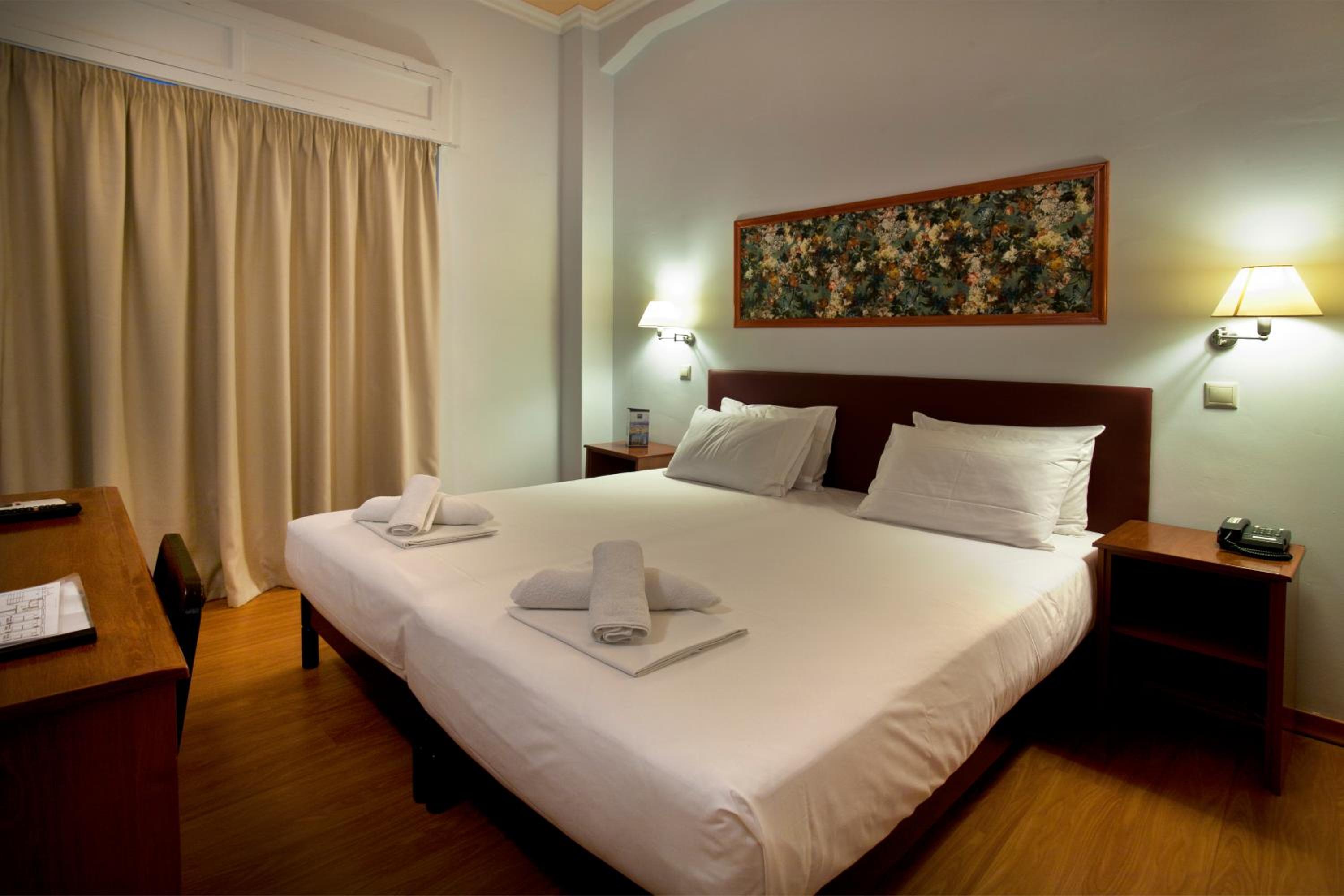 Basic Double Room - Ground Floor photo 2