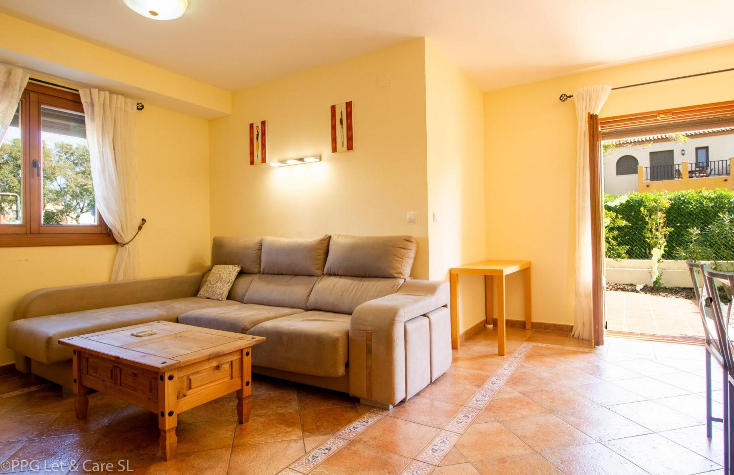 Casa adosada de tres habitaciones