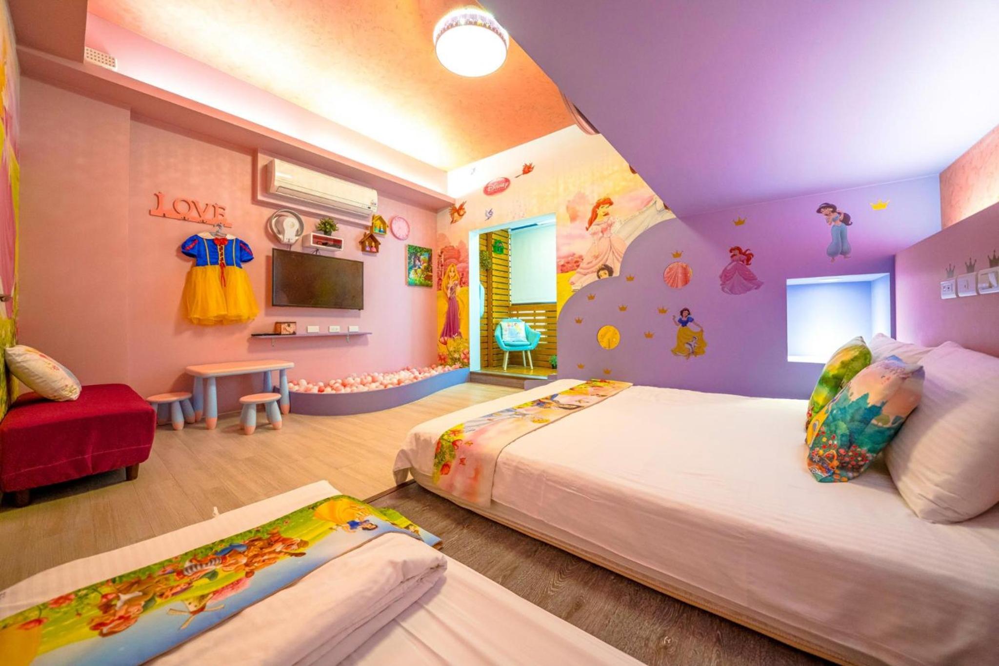 Deluxe Quadruple Room photo 2