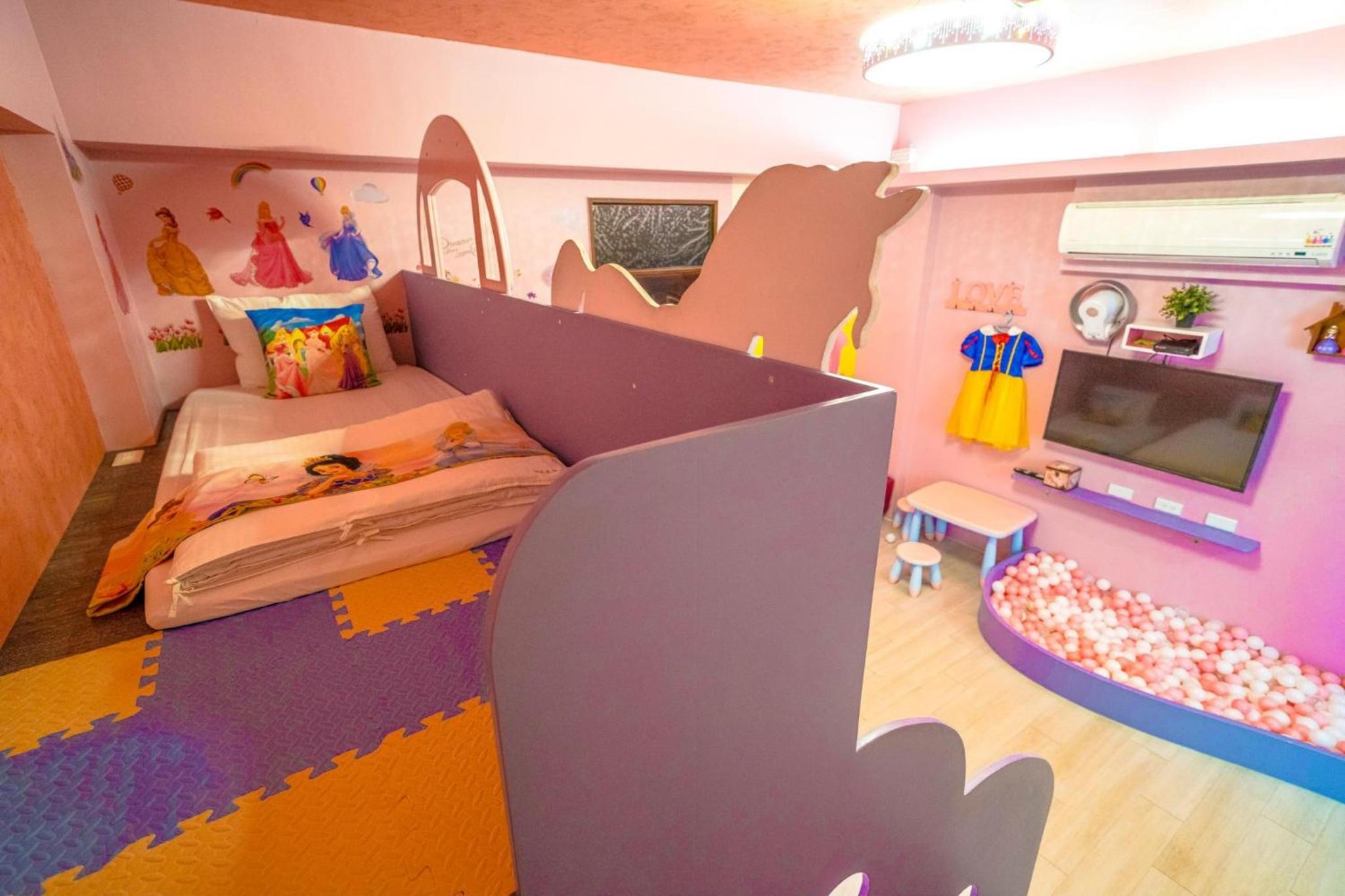 Deluxe Quadruple Room photo 3