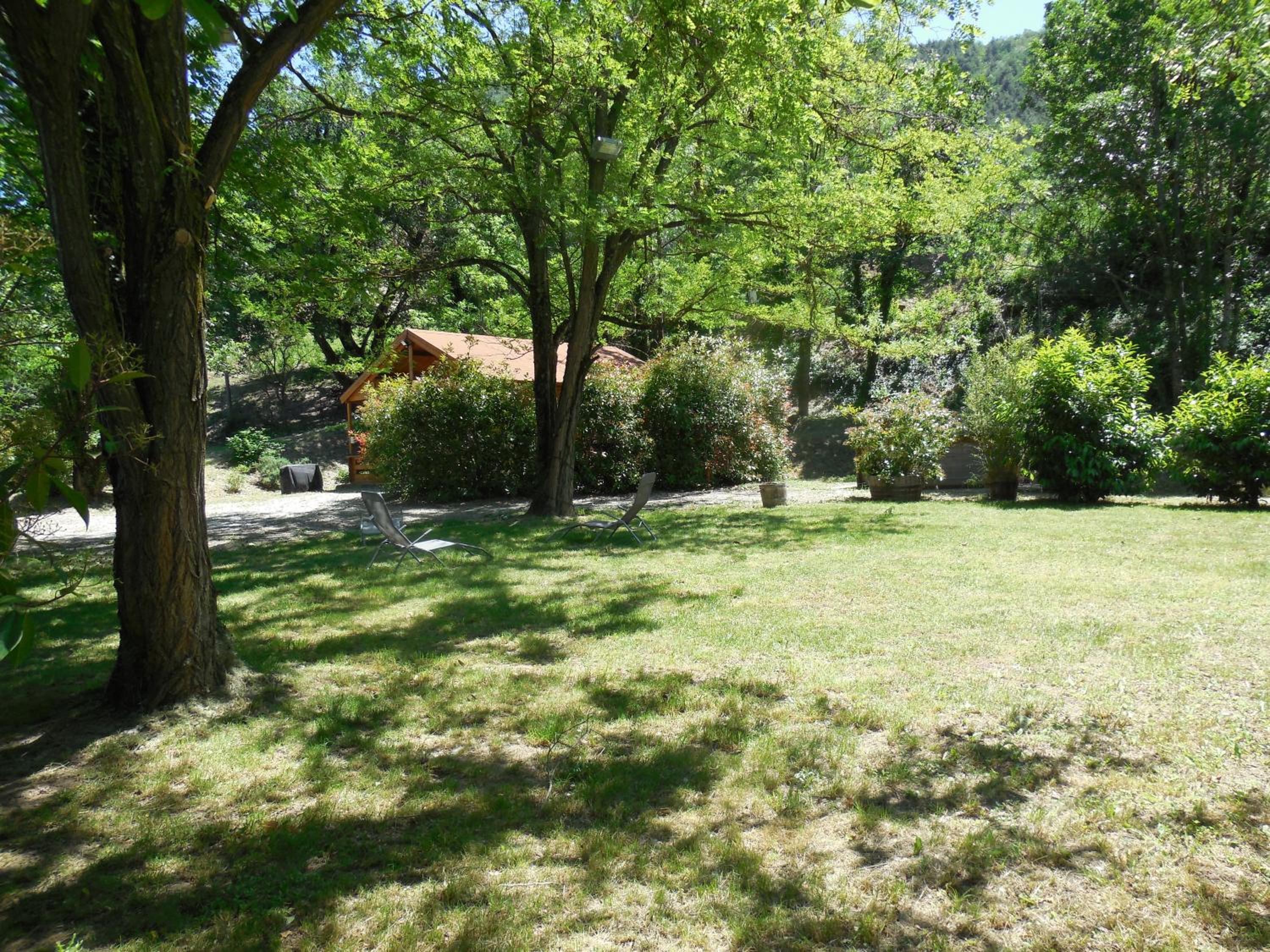 One-Bedroom House - Photo 13