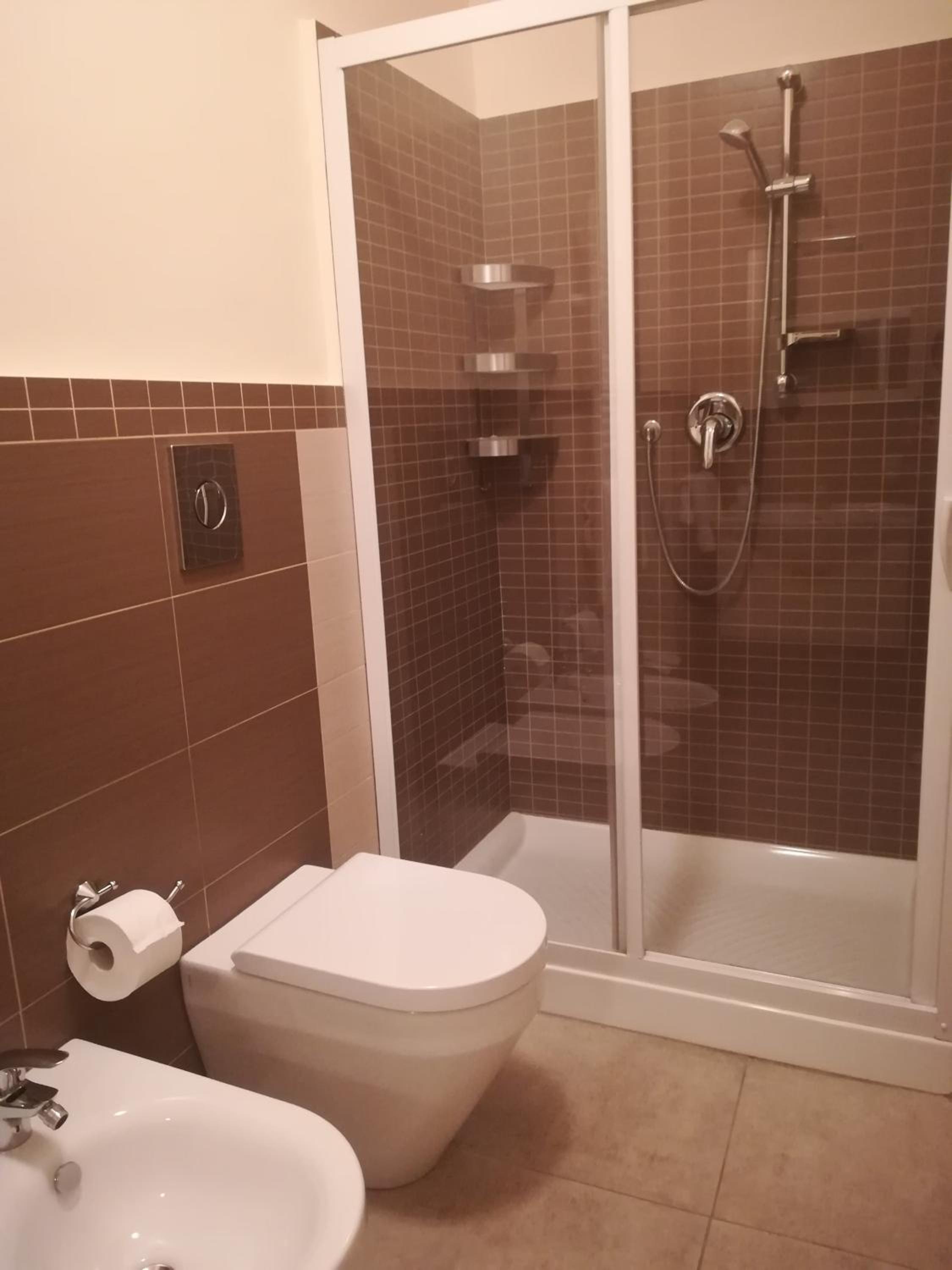 One-Bedroom Apartment - Photo 3