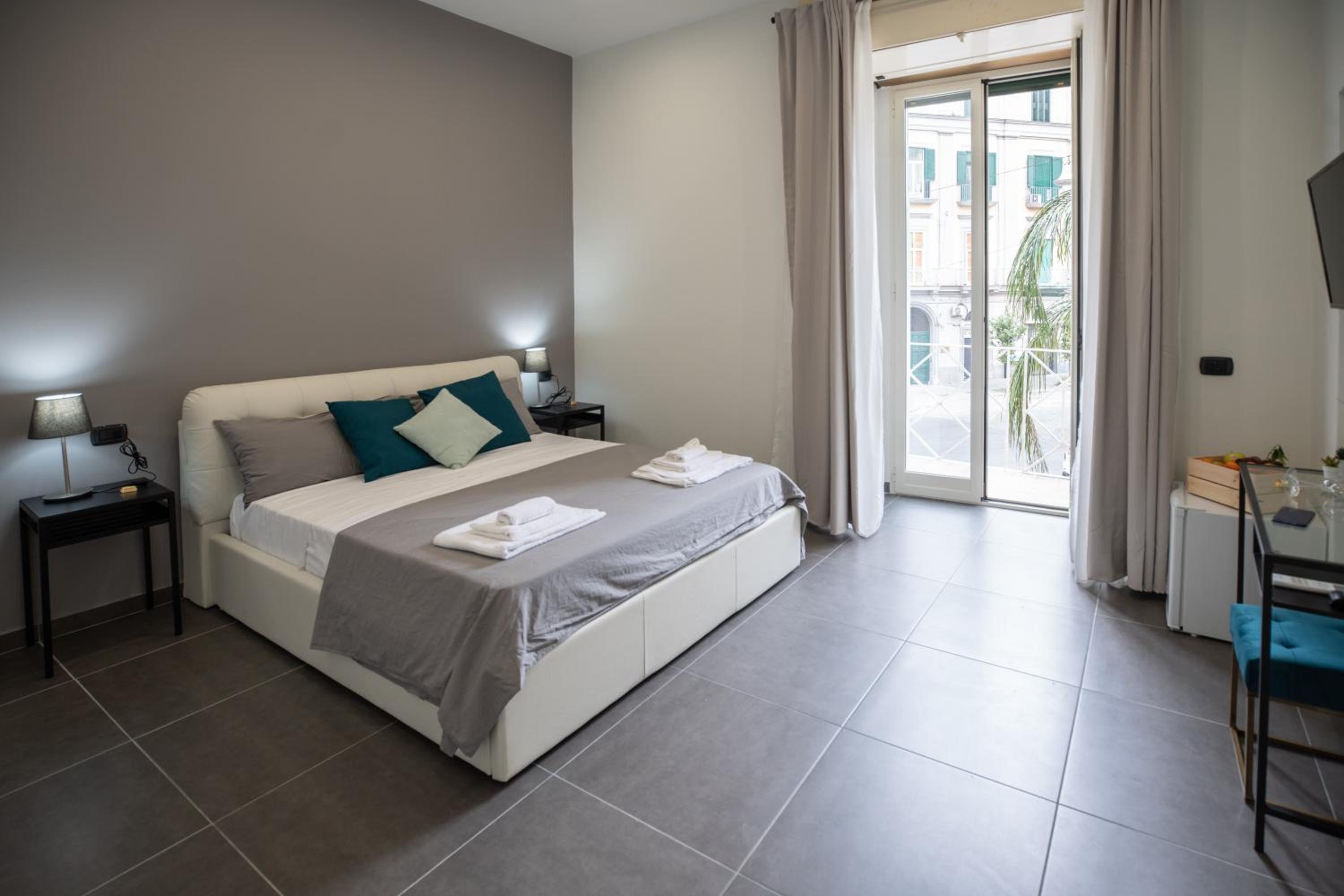 Deluxe Double Room with Castle View