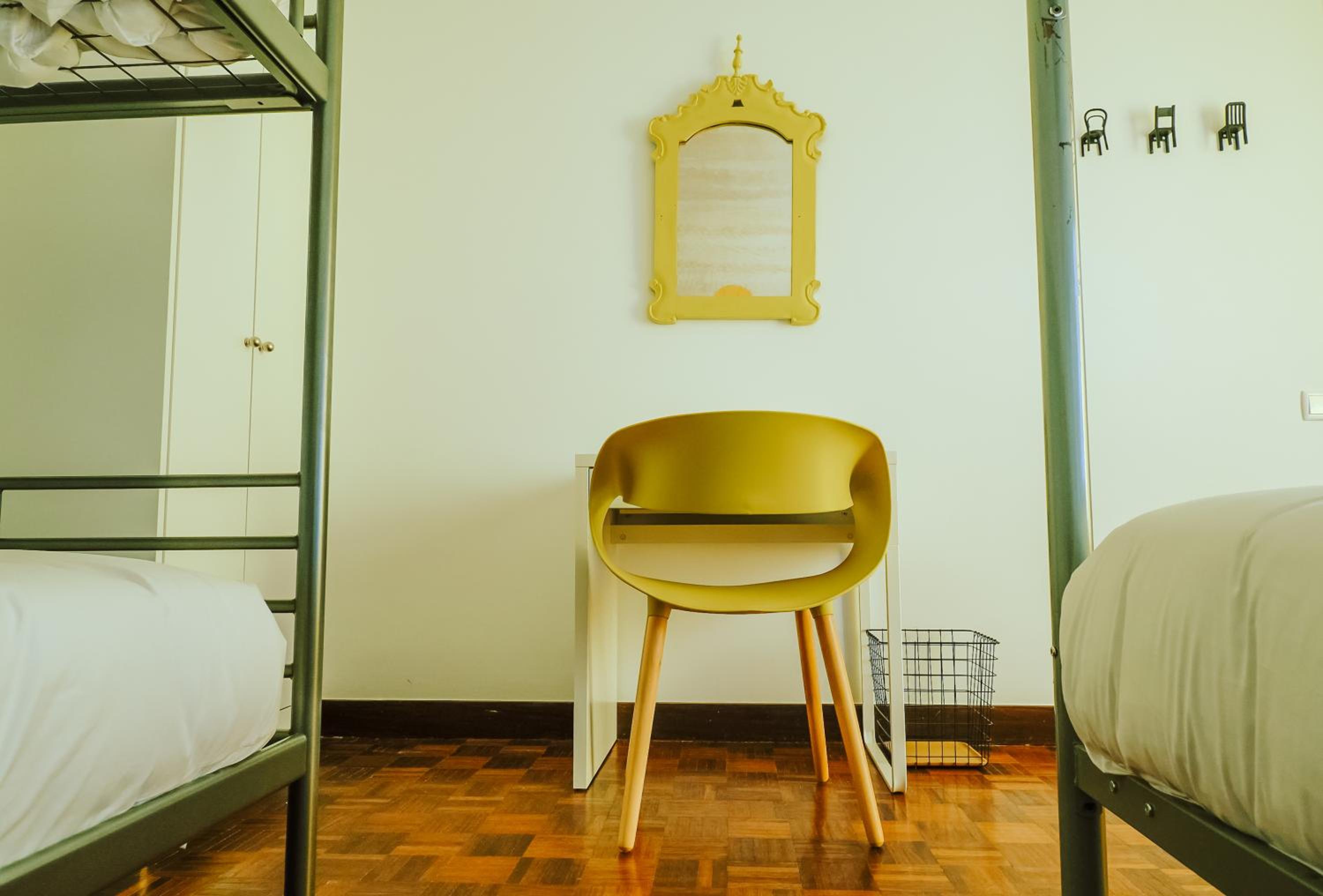Standard Family Room - Photo 4