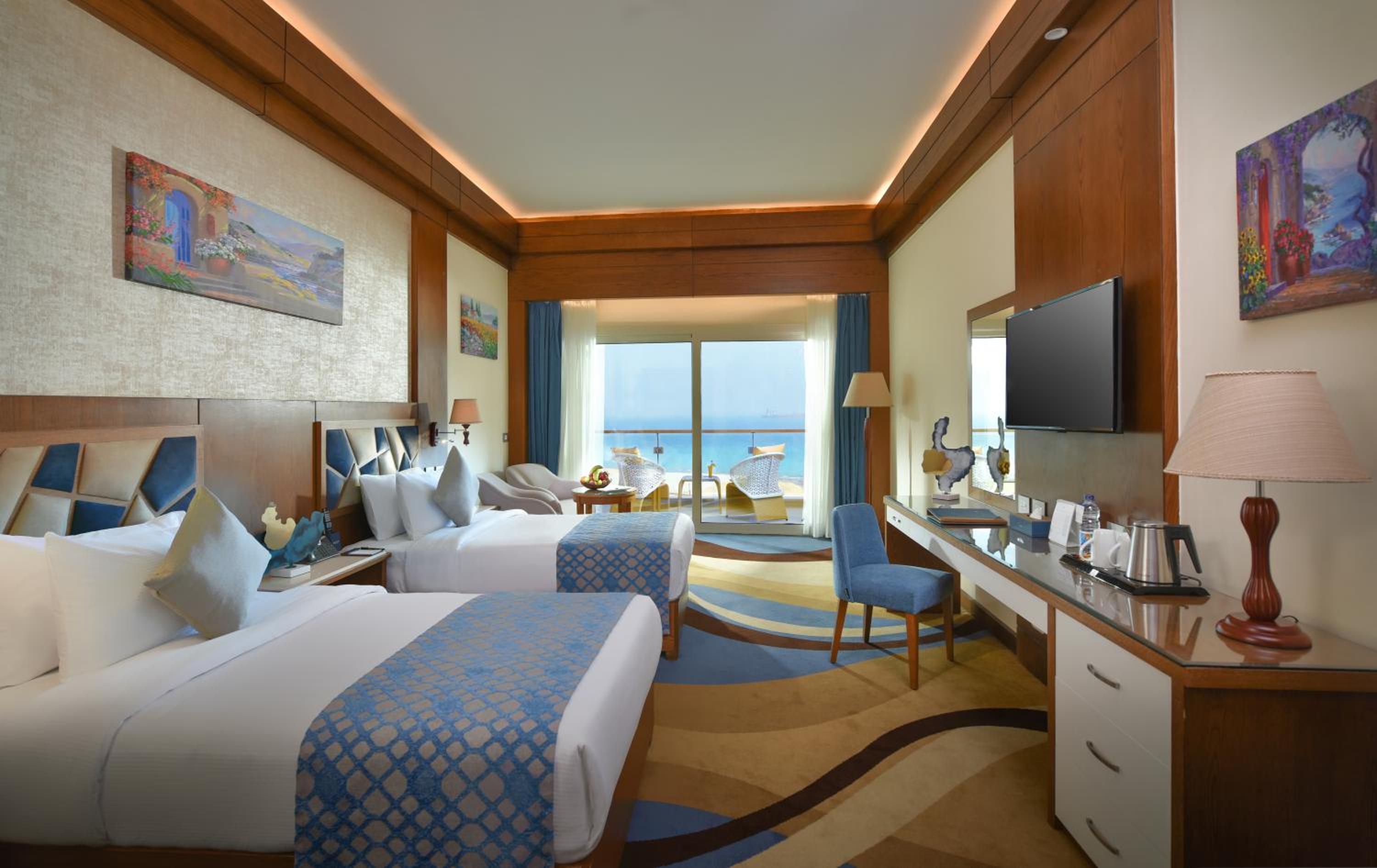 Deluxe Room (Sea View) - Photo 6