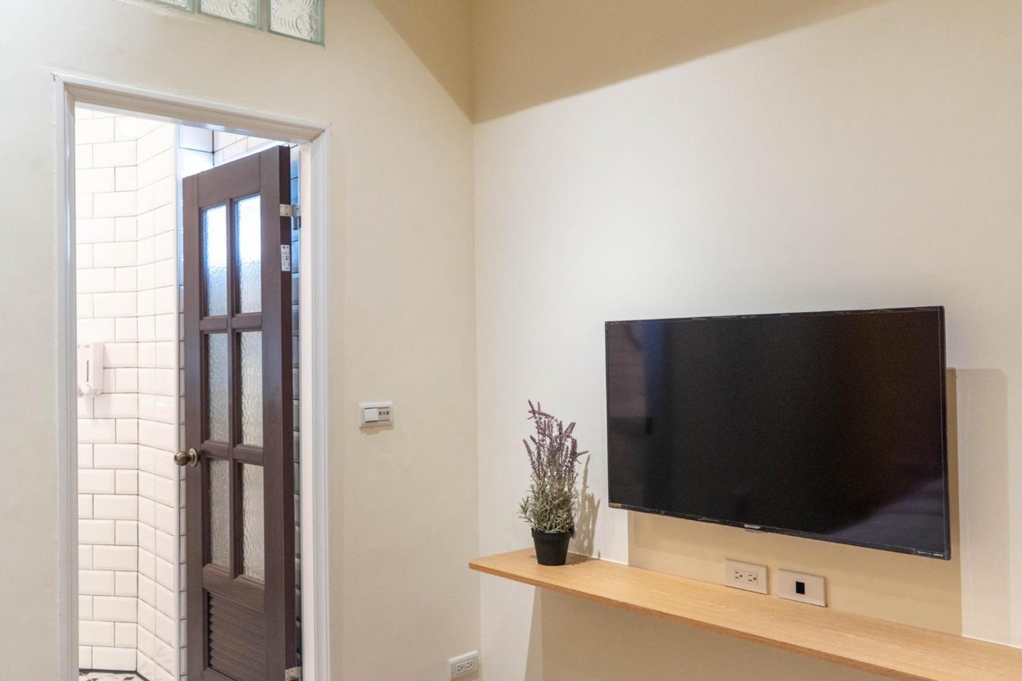 Standard Double Room - Photo 6