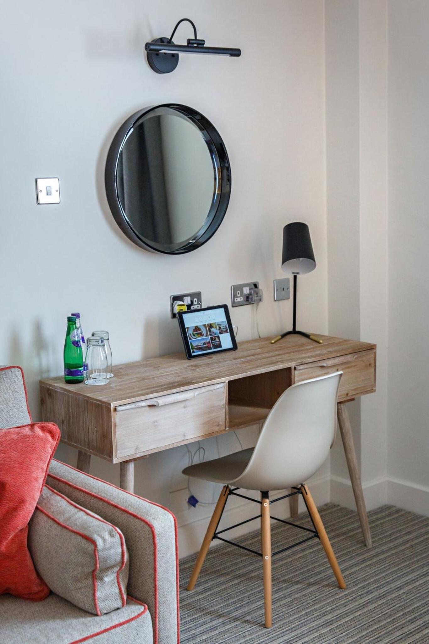 Executive Double Room - Photo 11