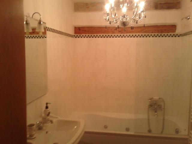 Studio with Spa Bath - Photo 14