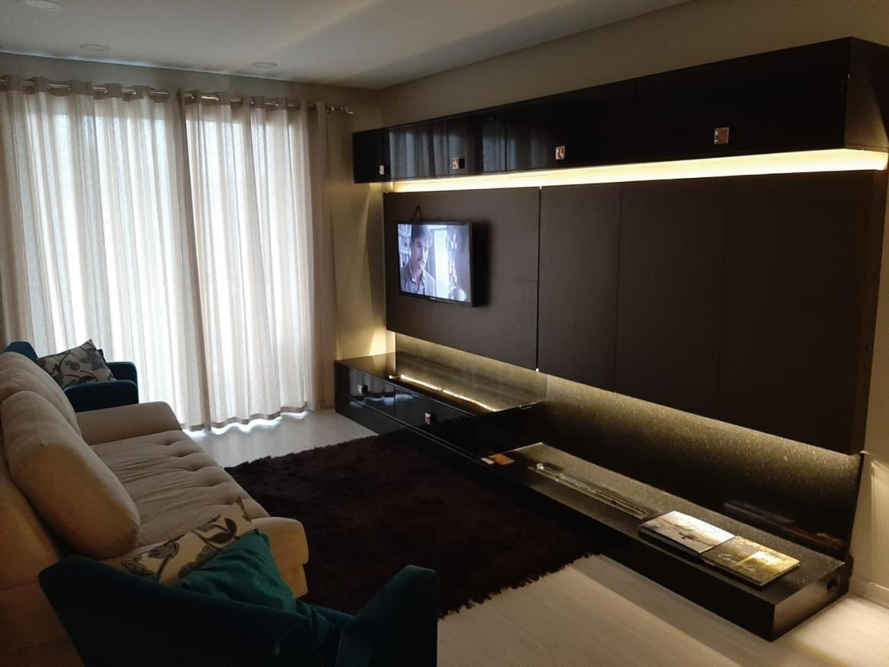 Apartment with Balcony photo 1