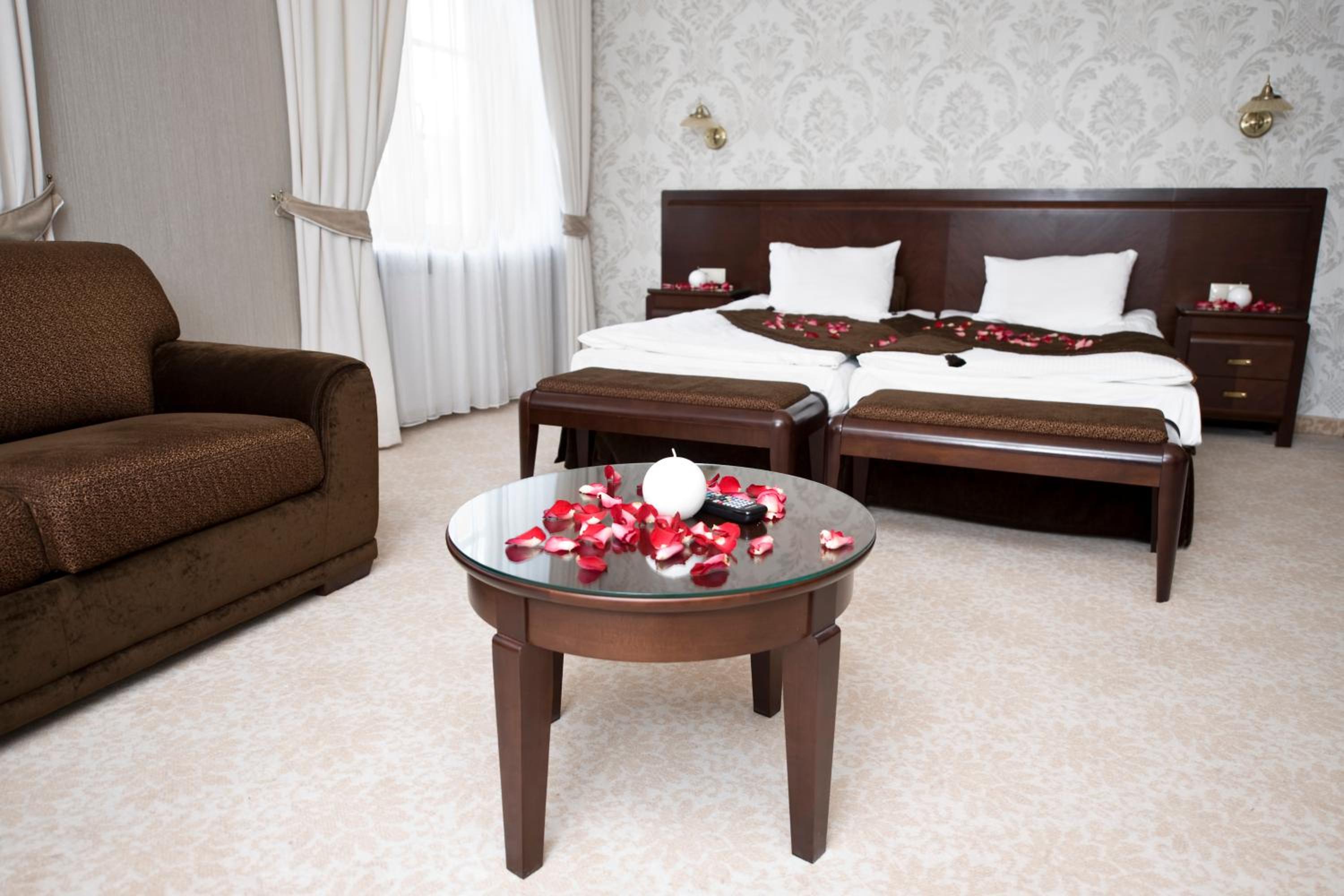 Mini Suite (2 Adults) - Photo 5