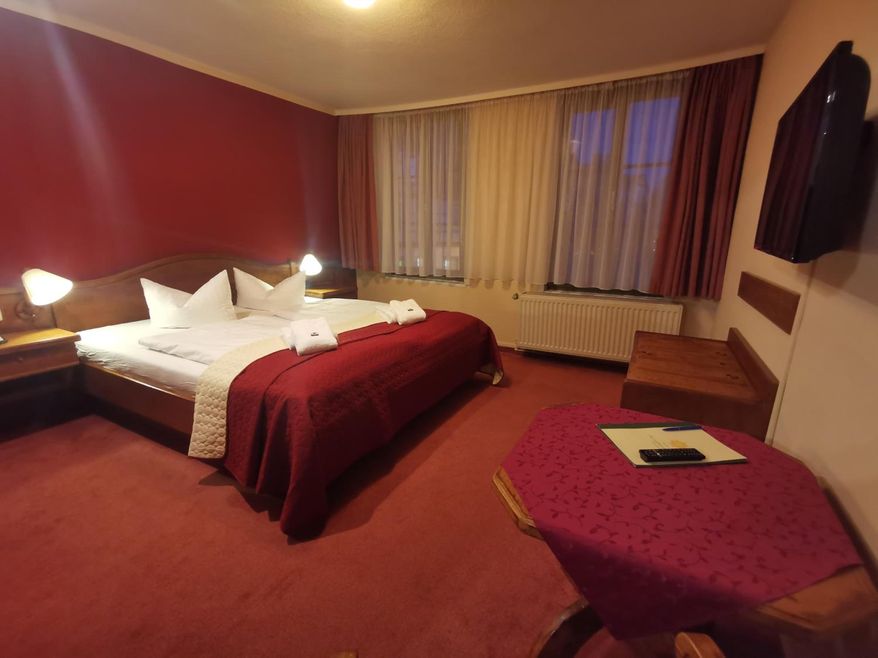 Large Double Room photo 3
