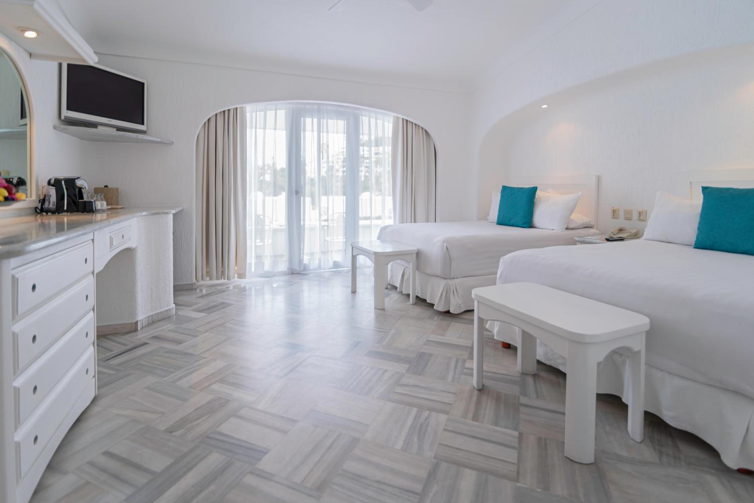 Brisas Beach Club withTwo Beds  - Photo 4