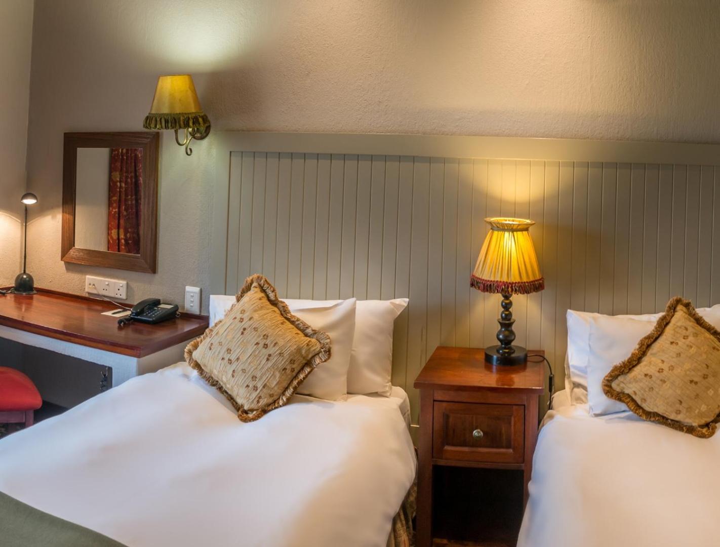 Classic Twin Room - Photo 6