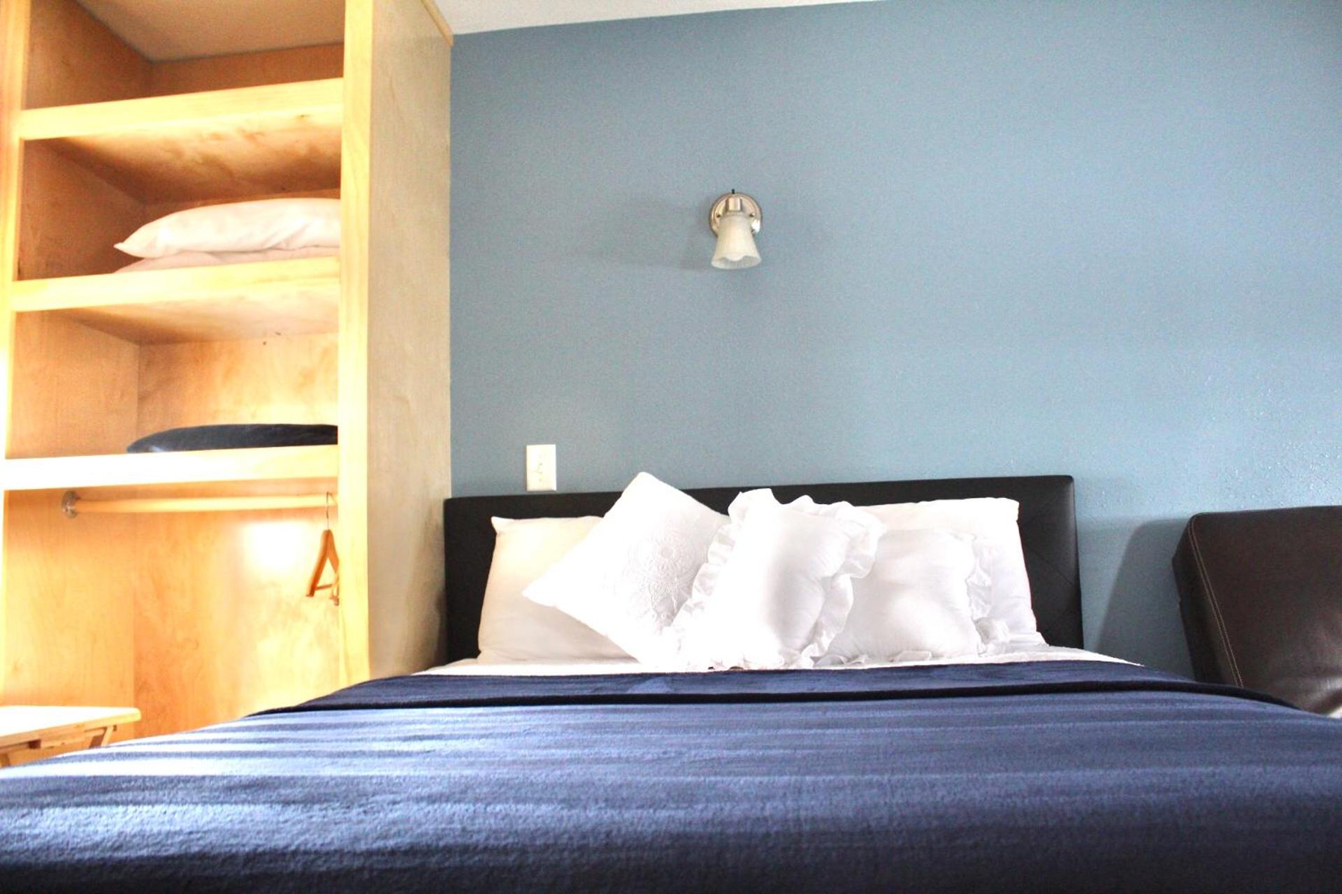 Double Room - Photo 2