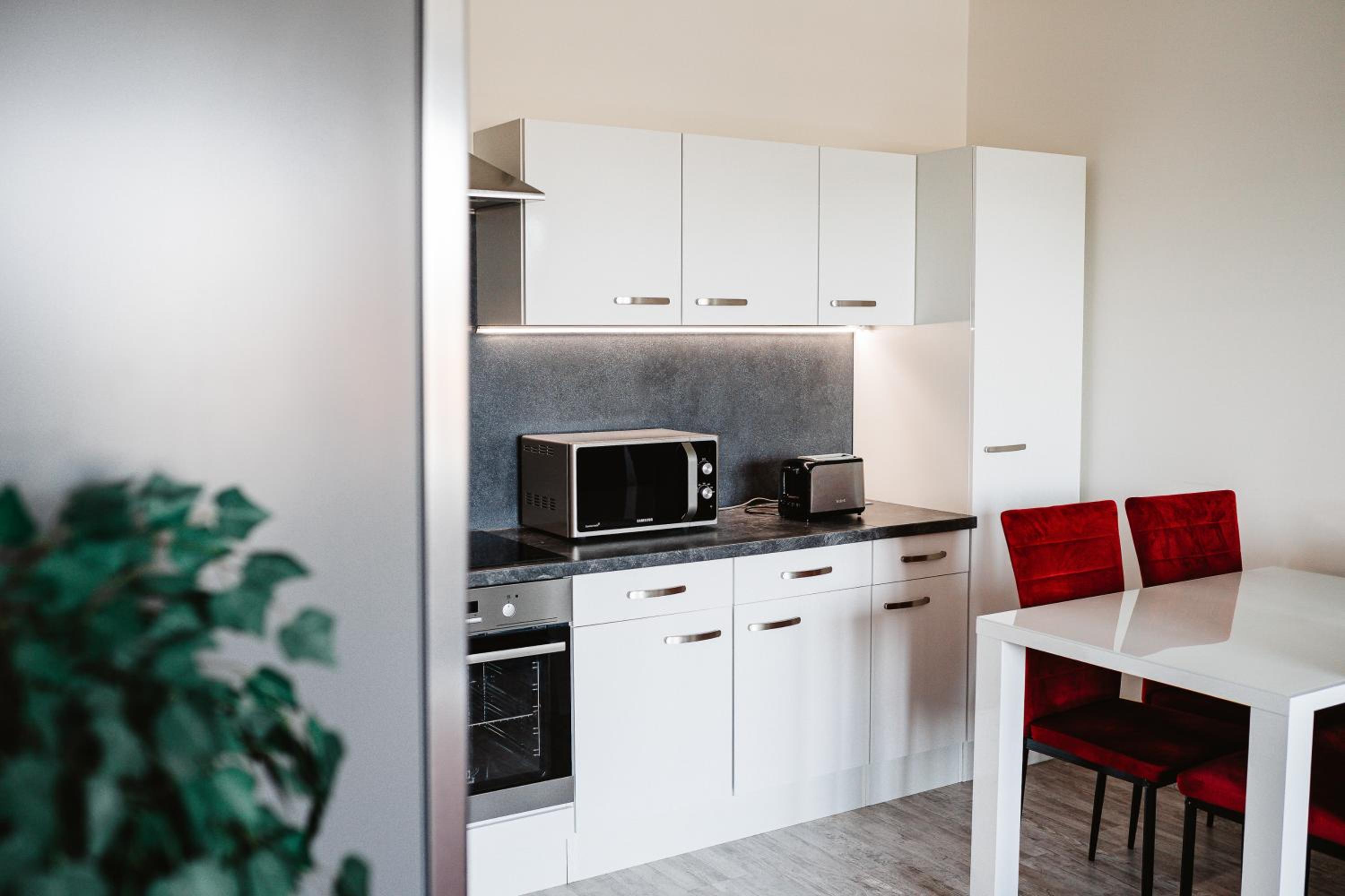 One-Bedroom Apartment - Photo 28