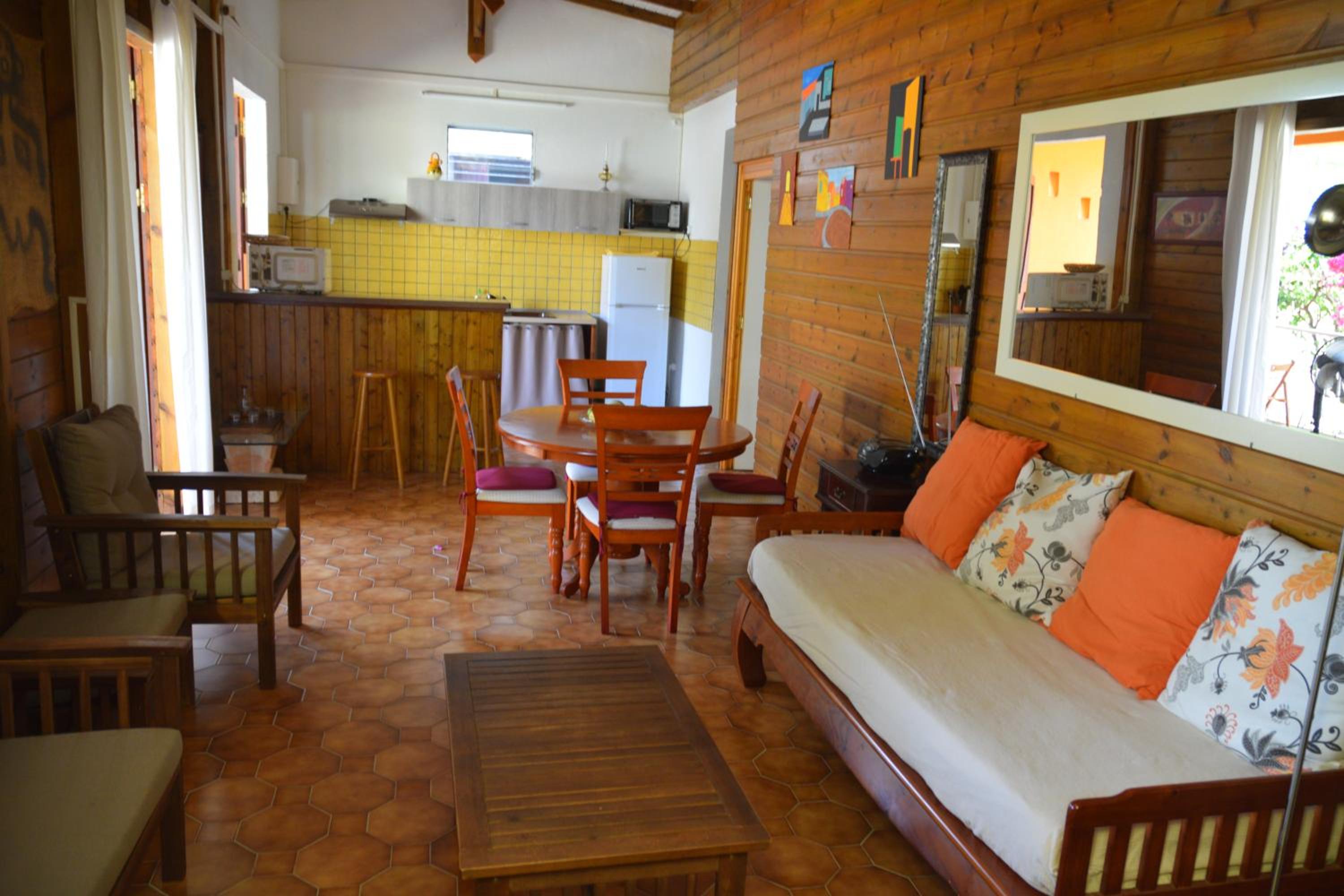 Two-Bedroom House photo 3
