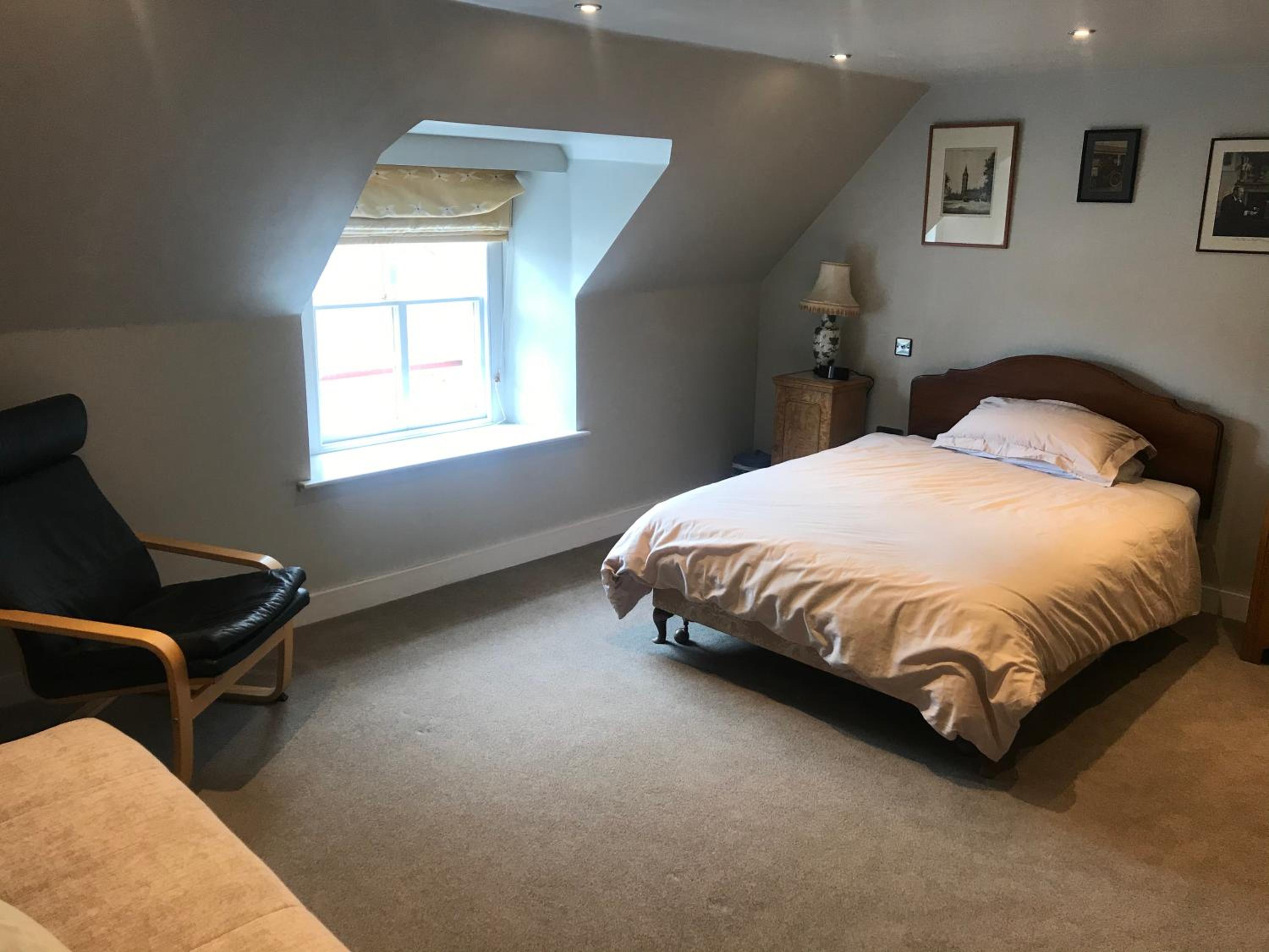 Deluxe Double or Twin Room photo 2