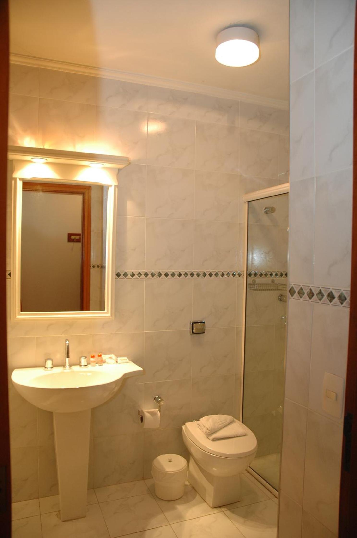 Standard Twin Room photo 2