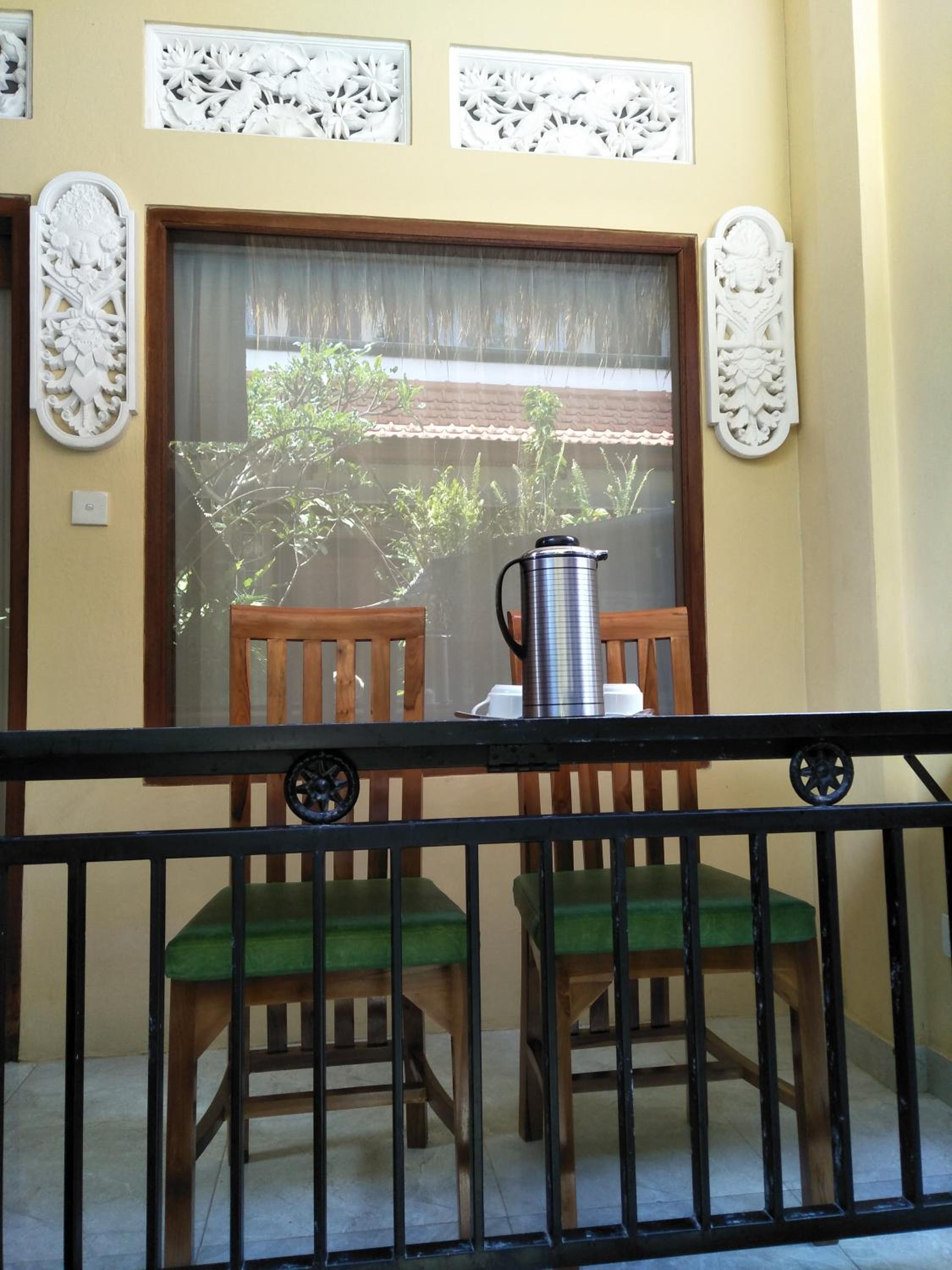Budget Double Room - Photo 16