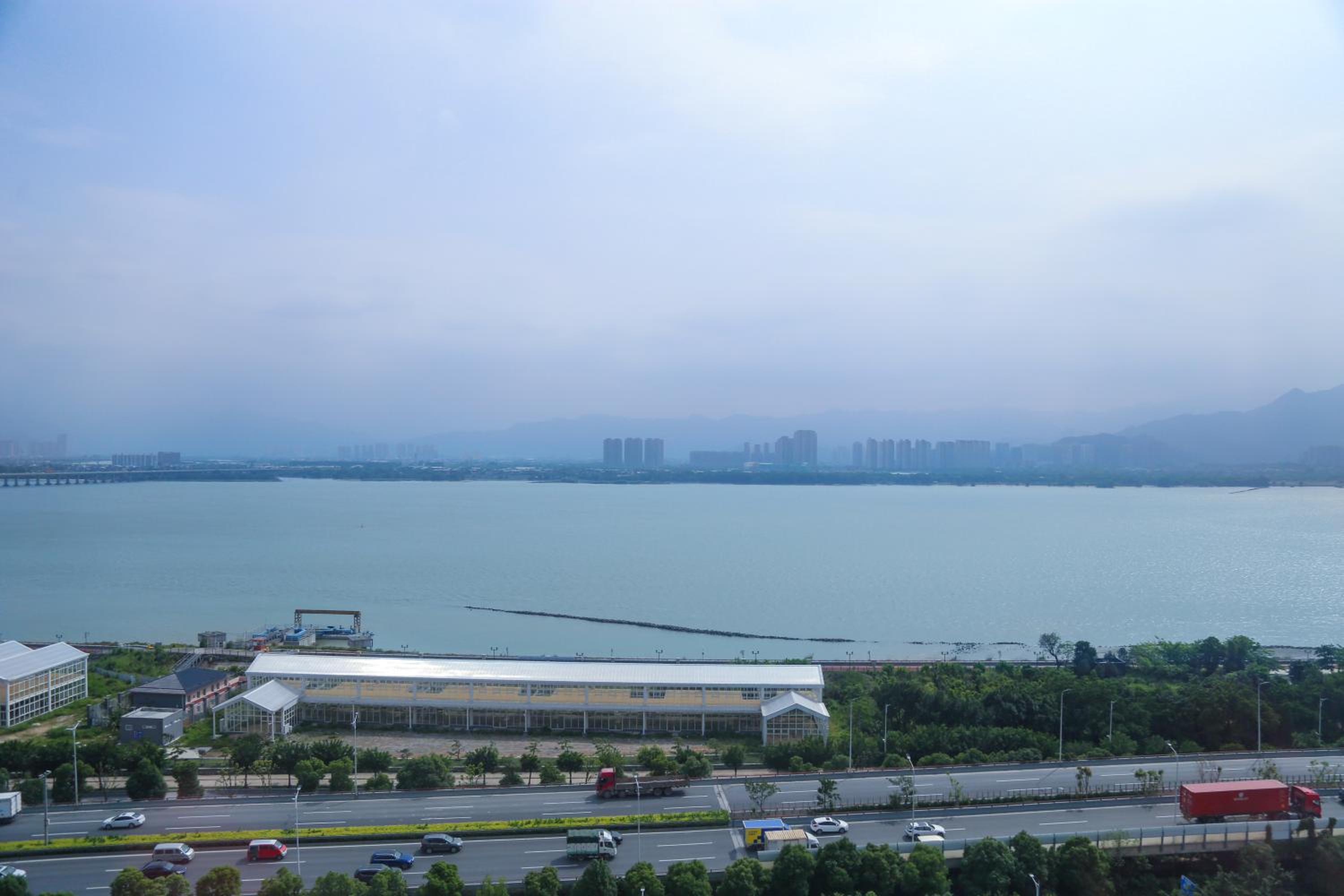 Twin Room with River View photo 2
