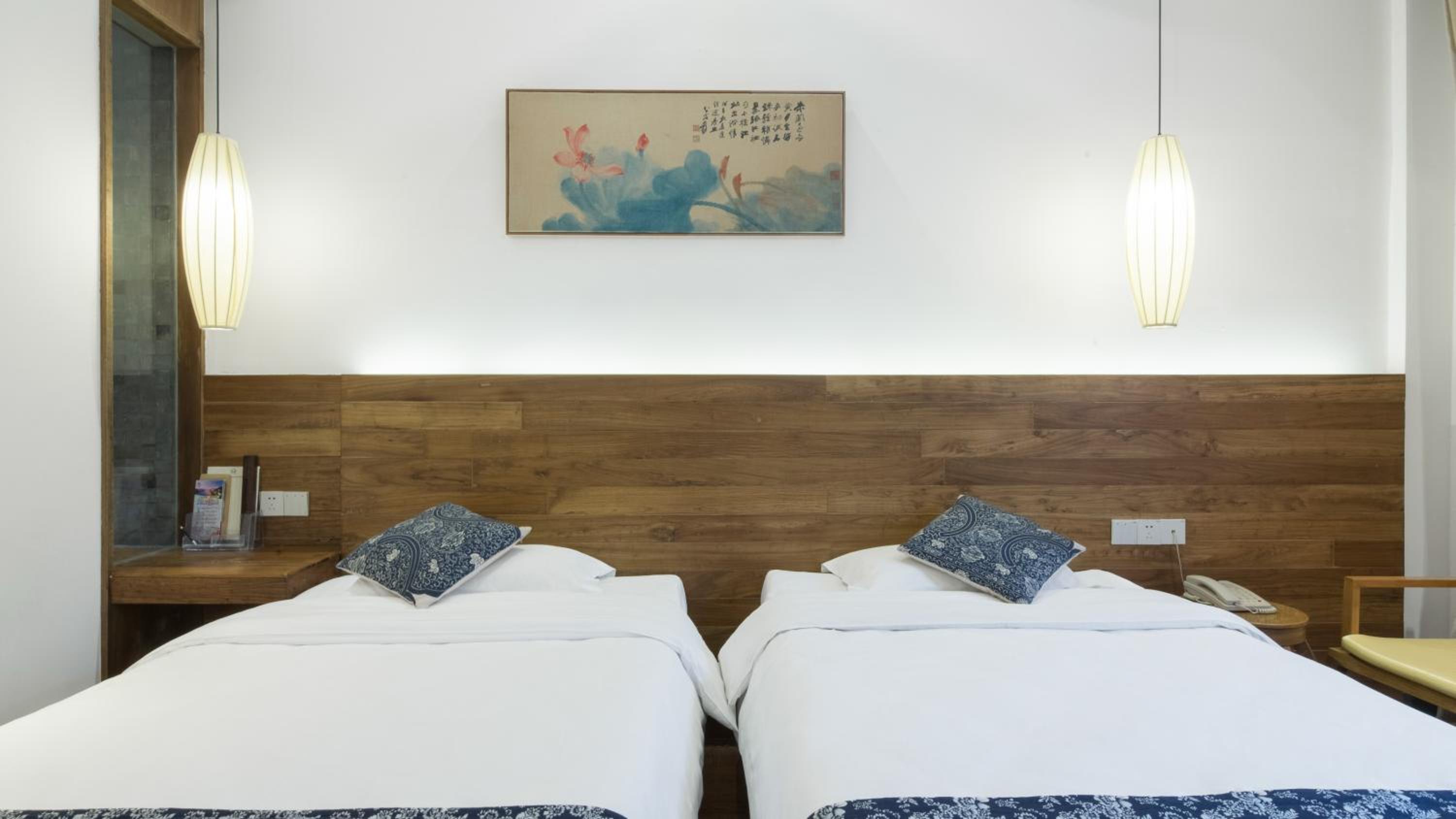 Standard Twin Room photo 2