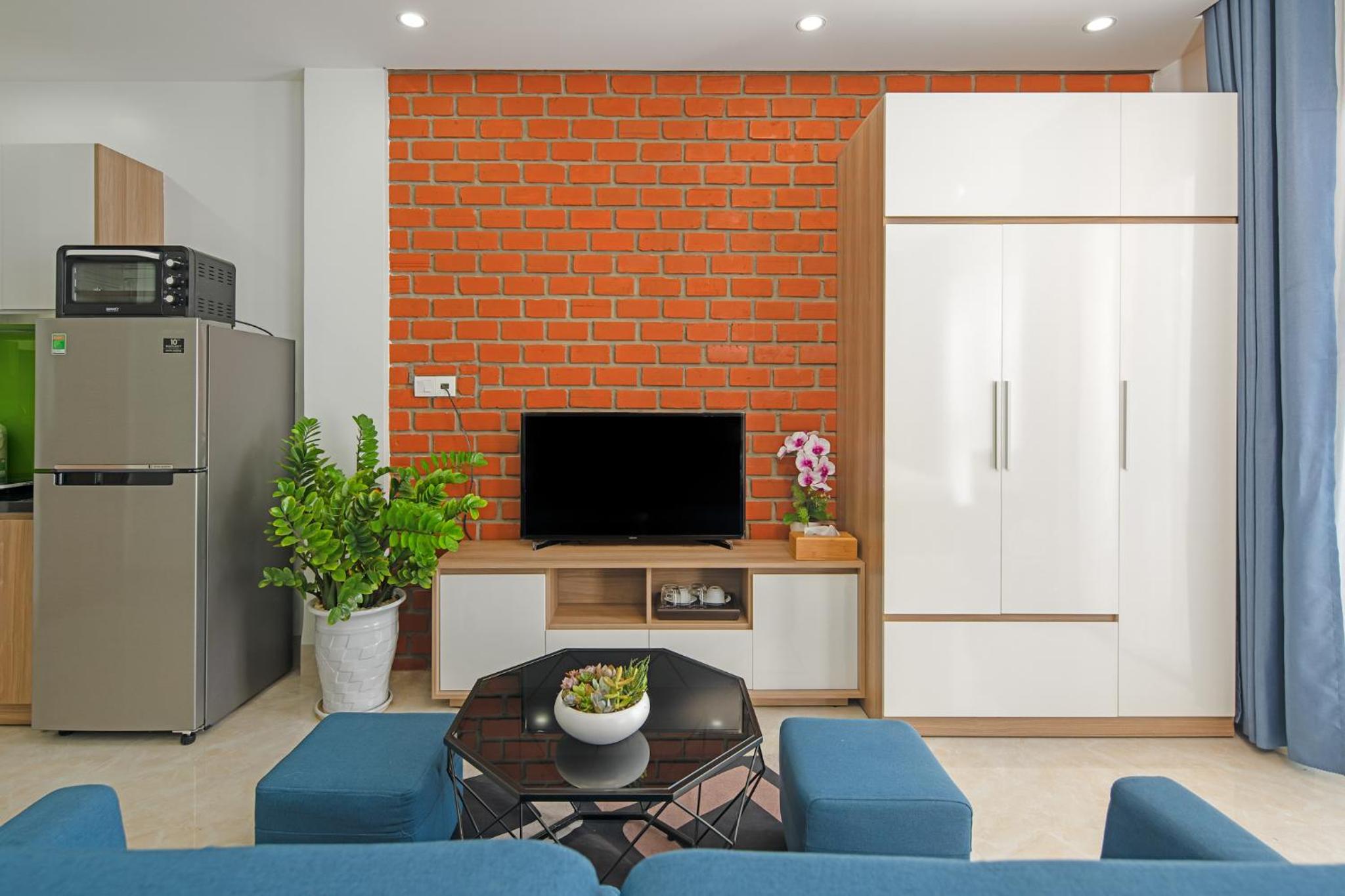 Apartment with Sea View - Photo 17