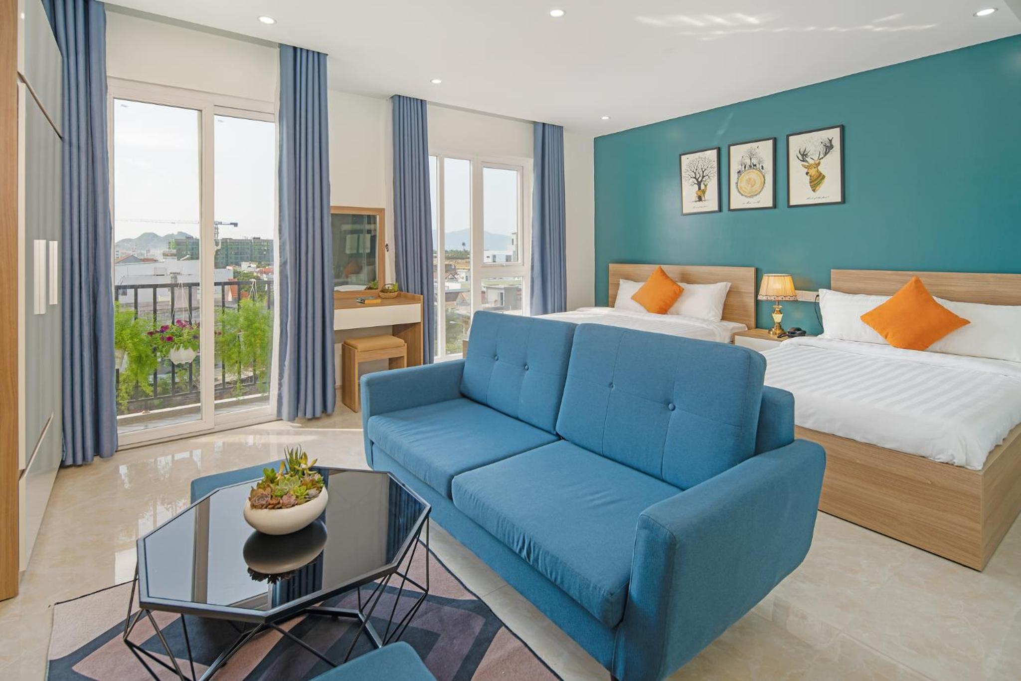 Apartment with Sea View - Photo 13