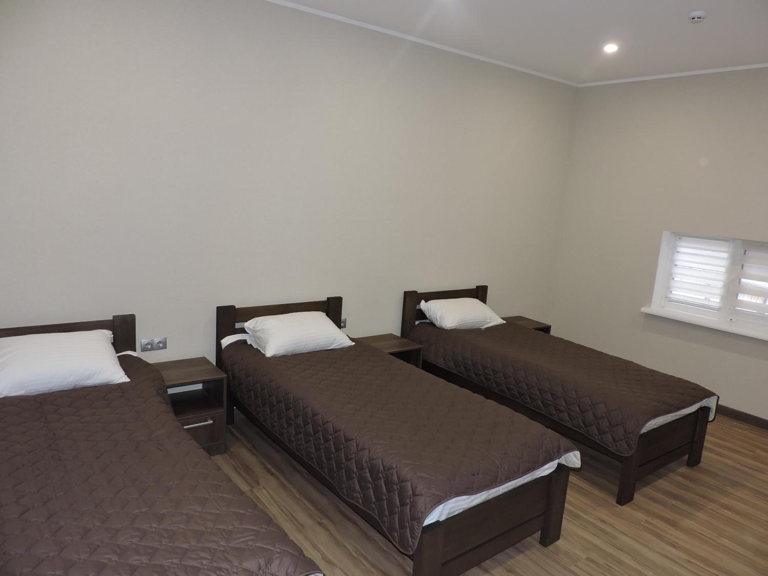 Comfort Triple Room with Shower