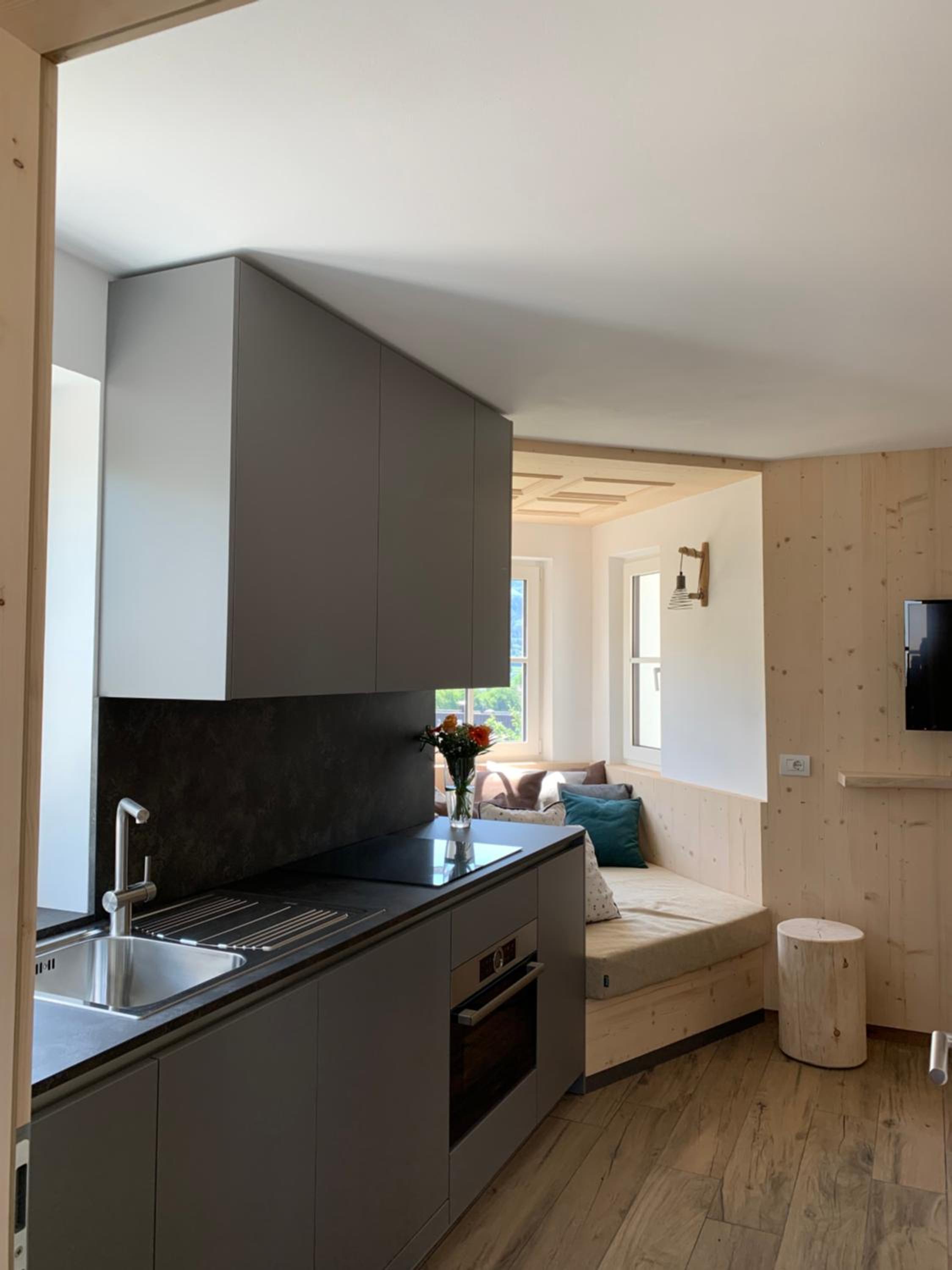 Apartment with Mountain View - Photo 26