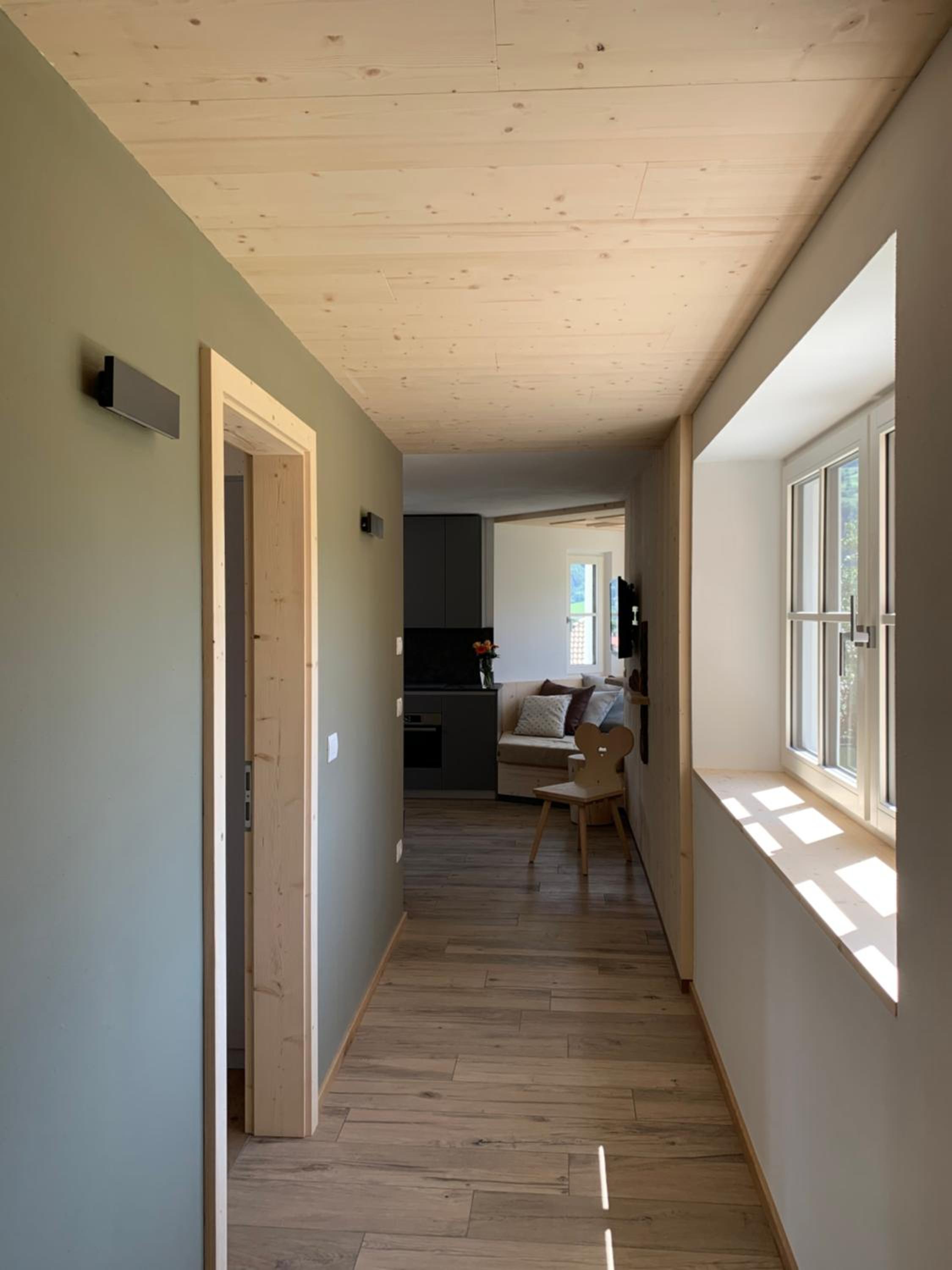 Apartment with Mountain View - Photo 13