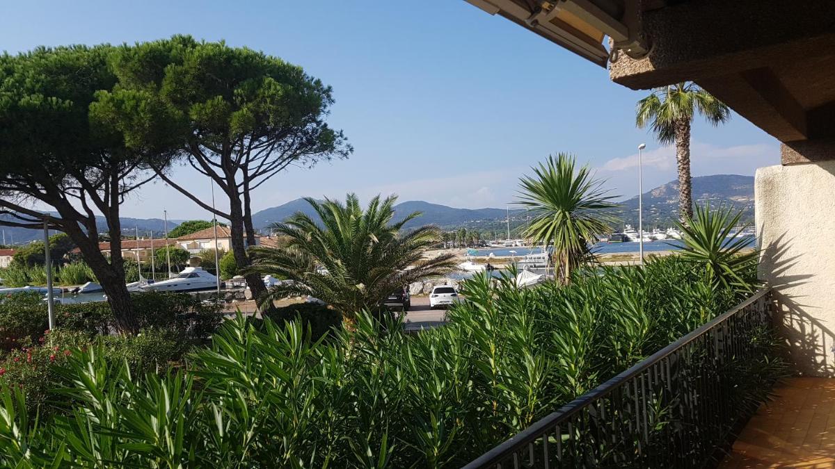 Apartment with Sea View photo 1