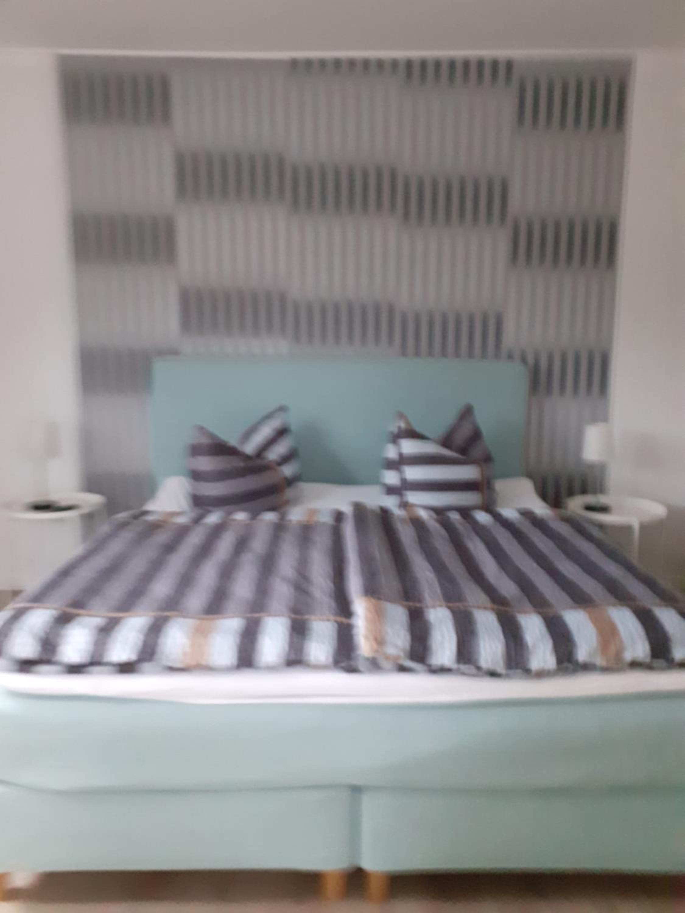 One-Bedroom Apartment - Photo 3