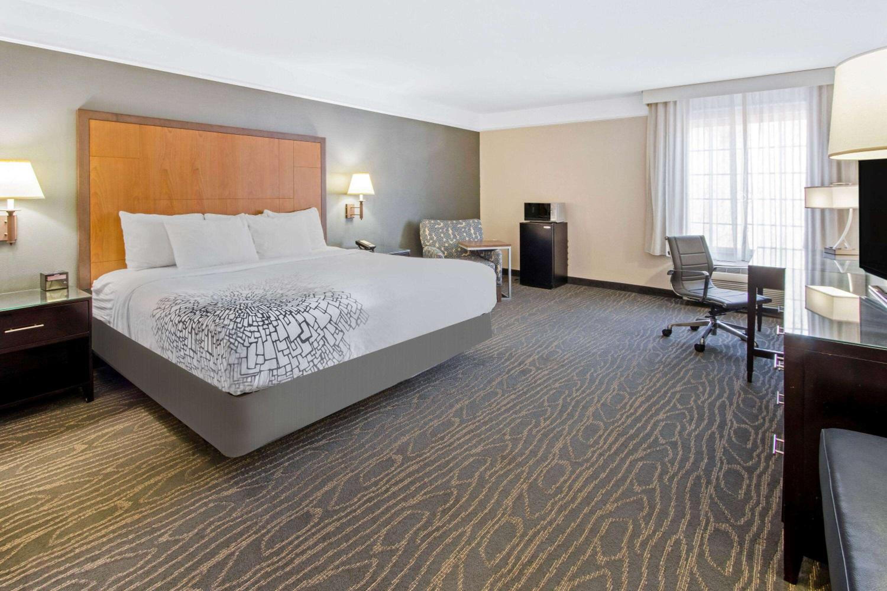 King Room - Mobility Access/Non-Smoking - Photo 2
