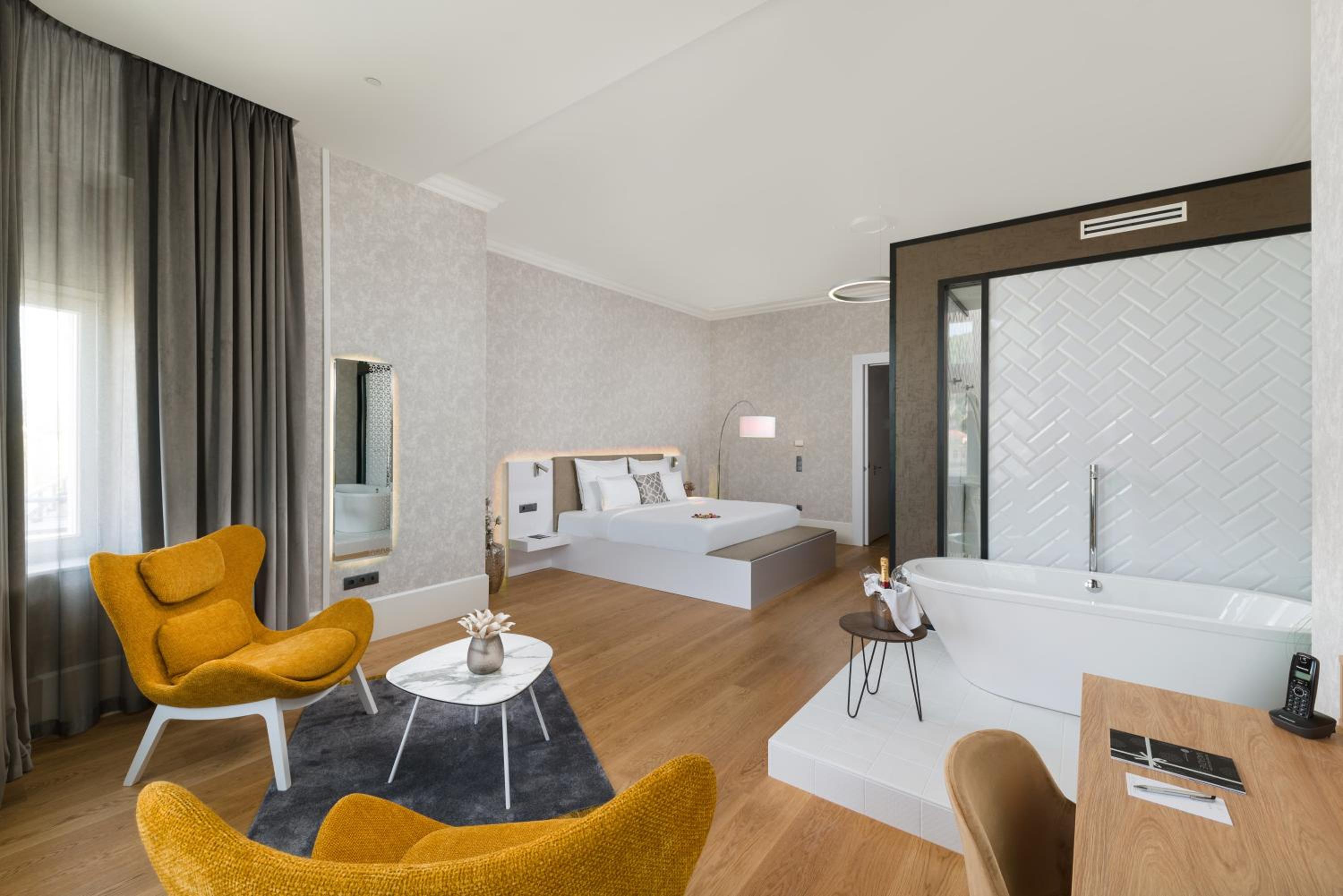 Governor Suite with Danube view - Photo 5