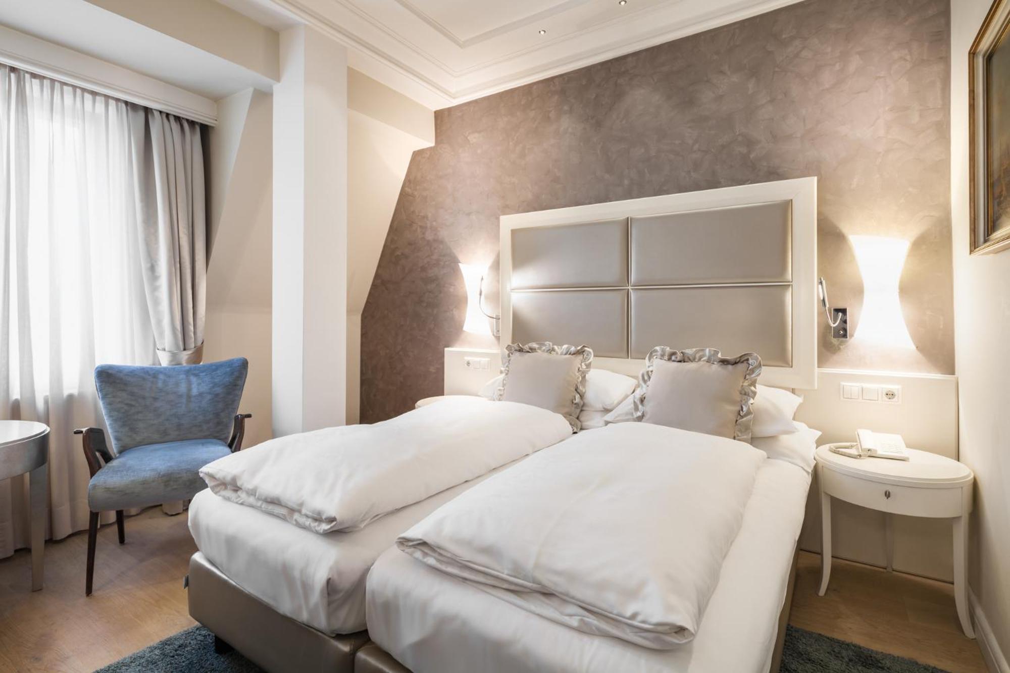 Superior Double or Twin Room - Photo 4