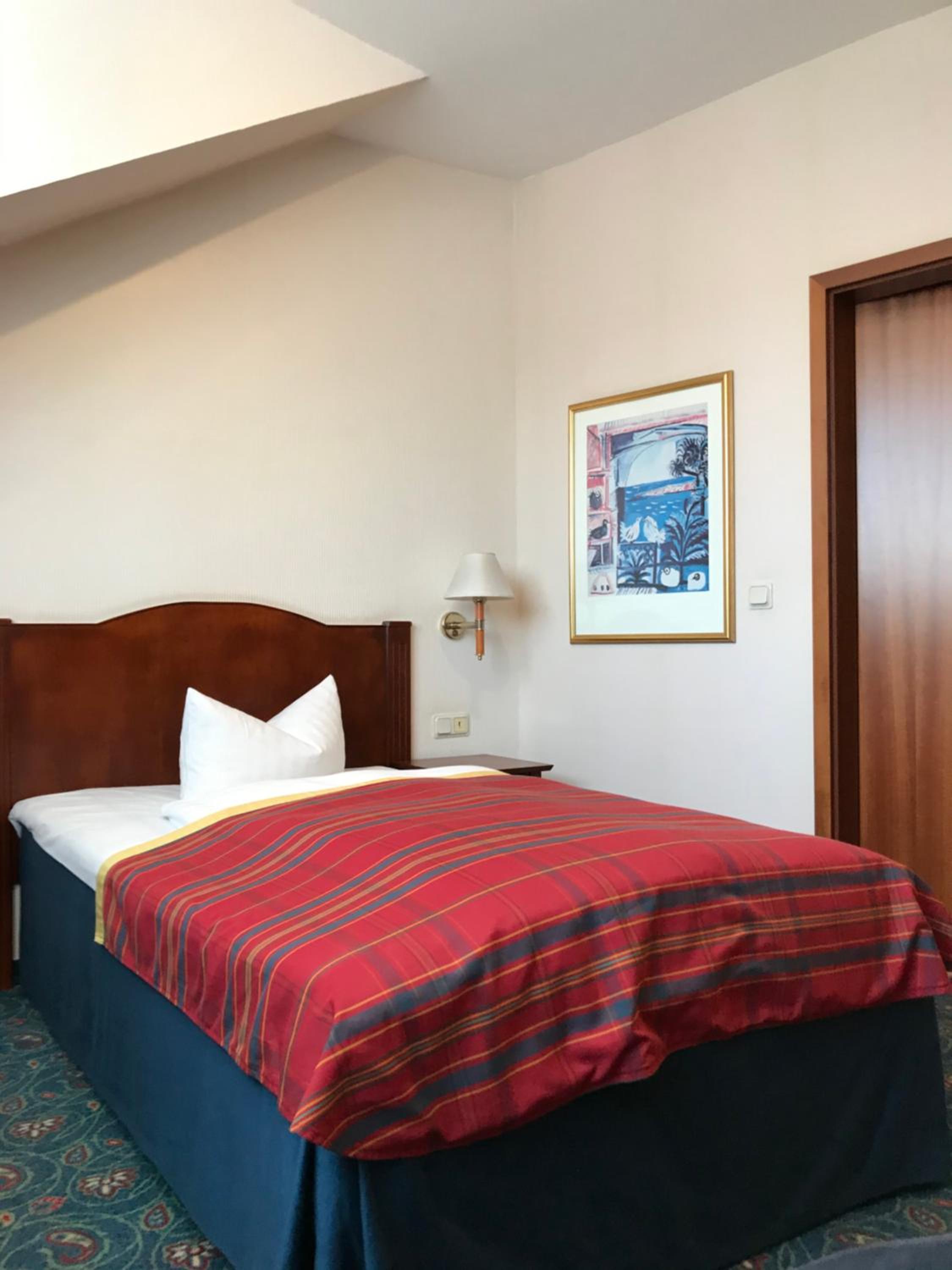 Standard Single Room photo 2