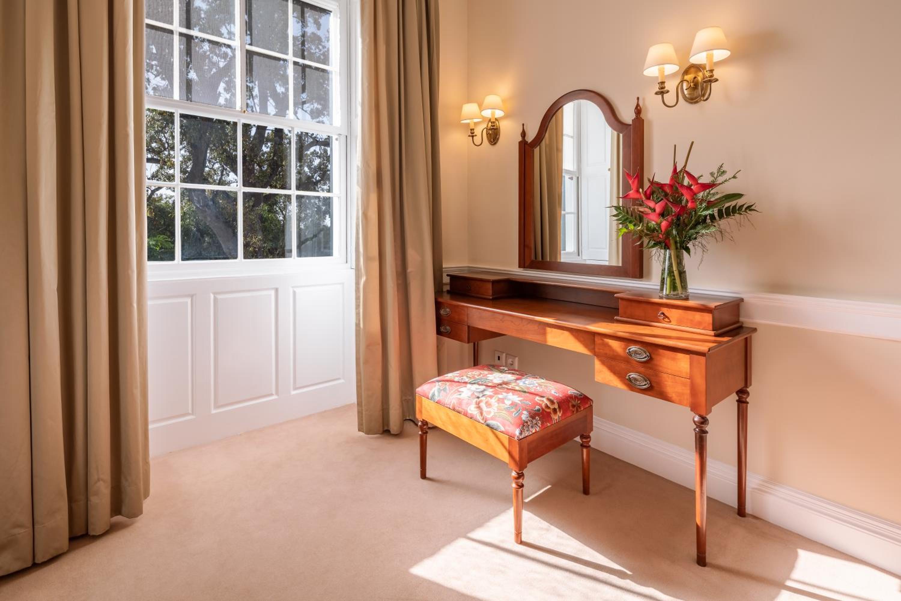 Heritage Junior Suite - Photo 4