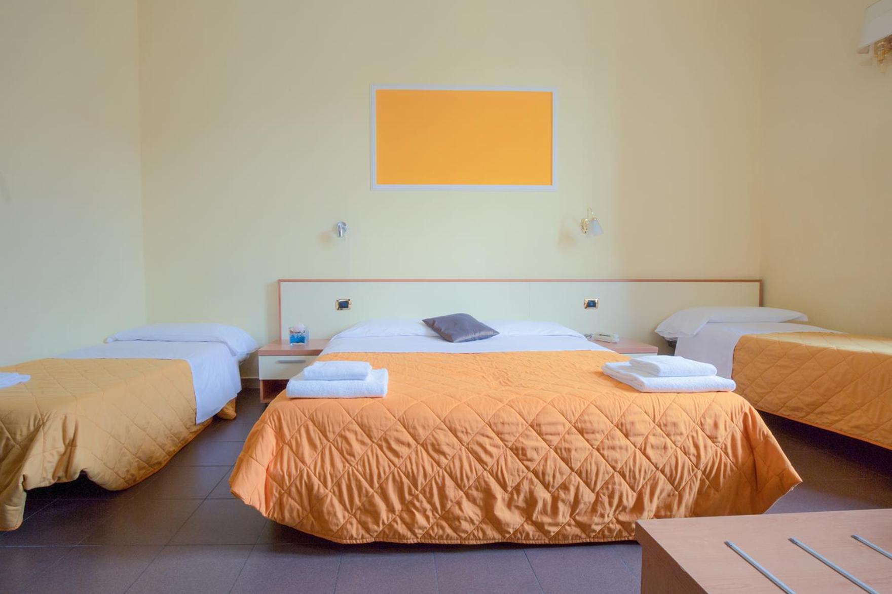 Triple Room photo 1