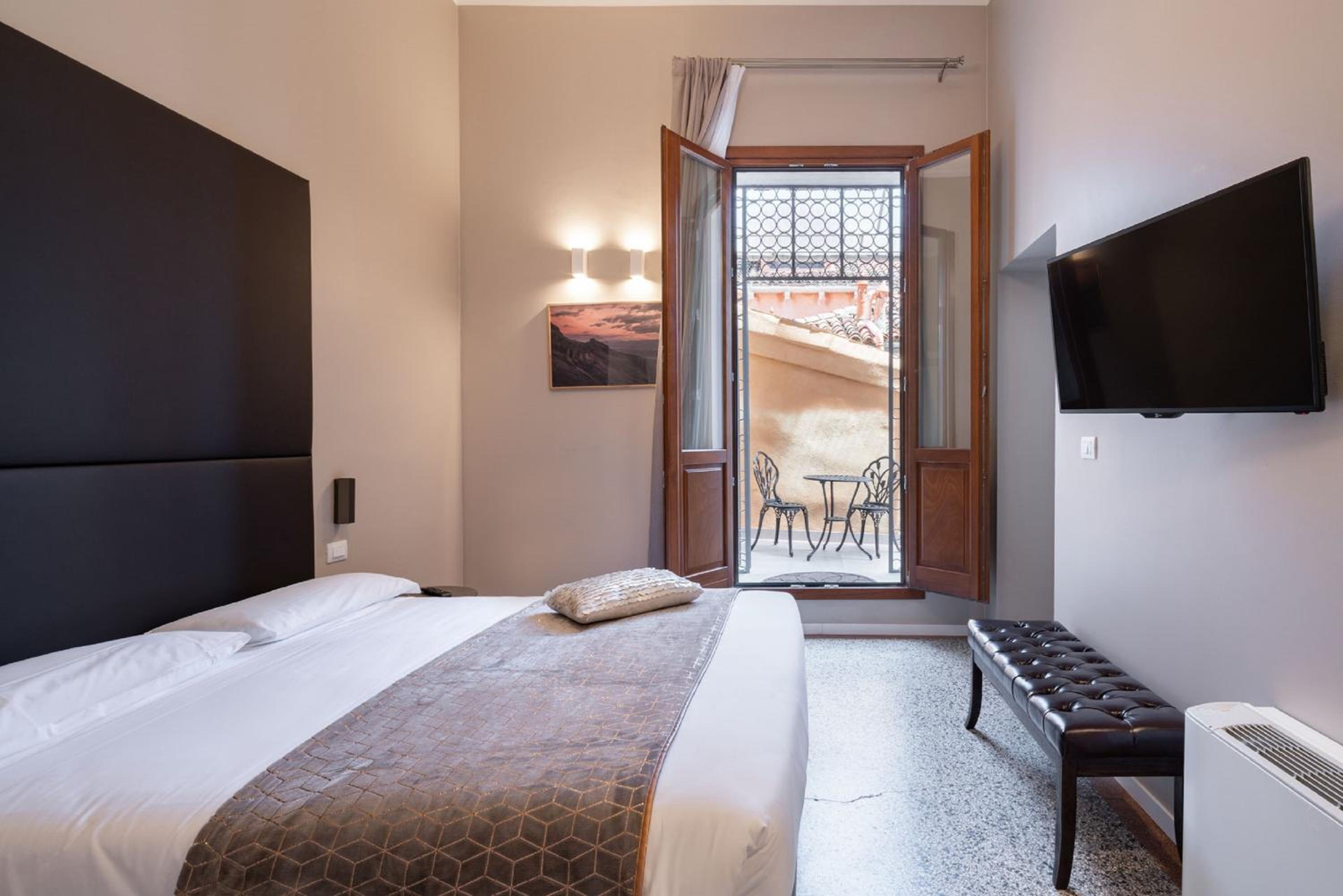 Standard Double Room with Balcony