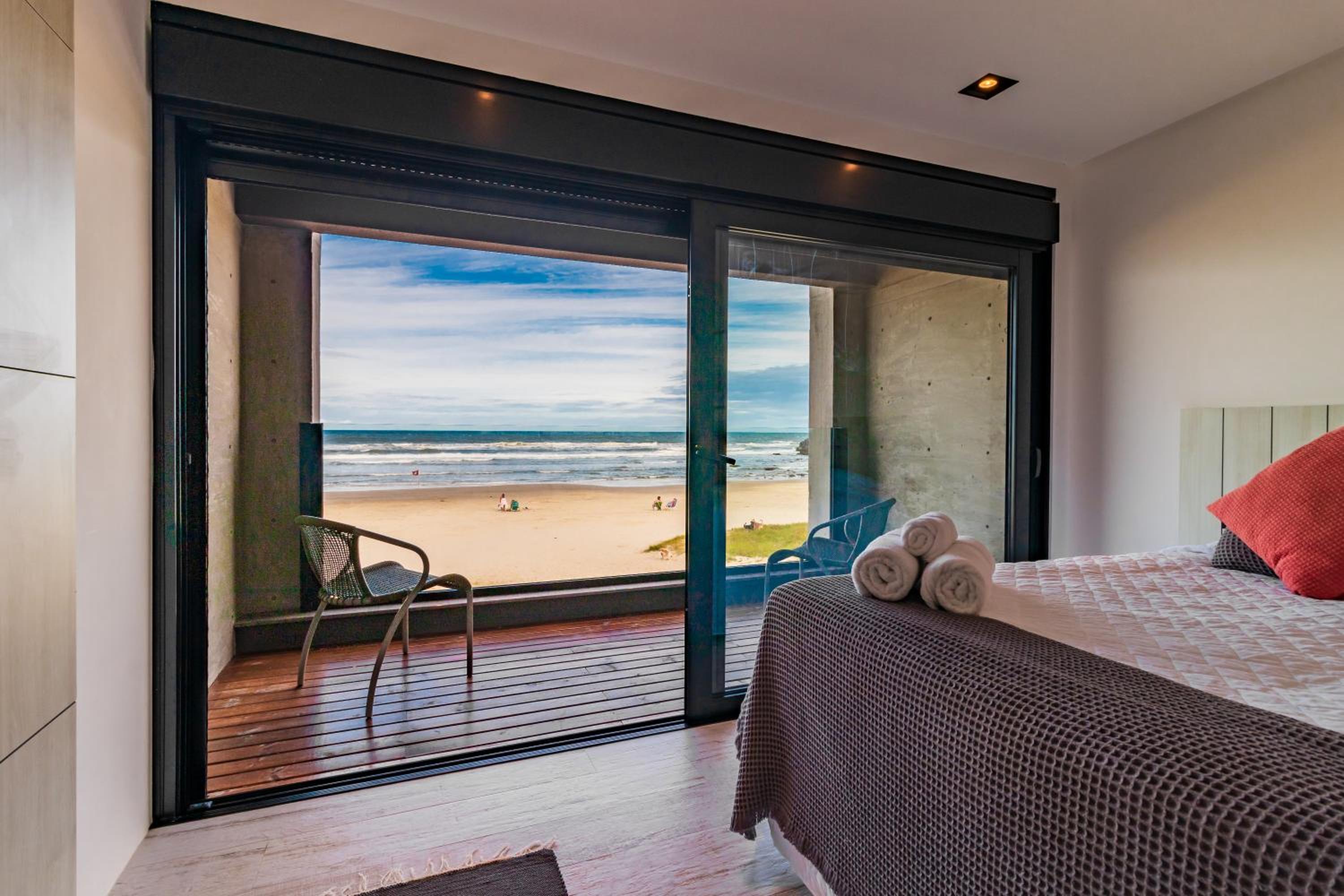 Deluxe Triple Room with Sea View photo 3