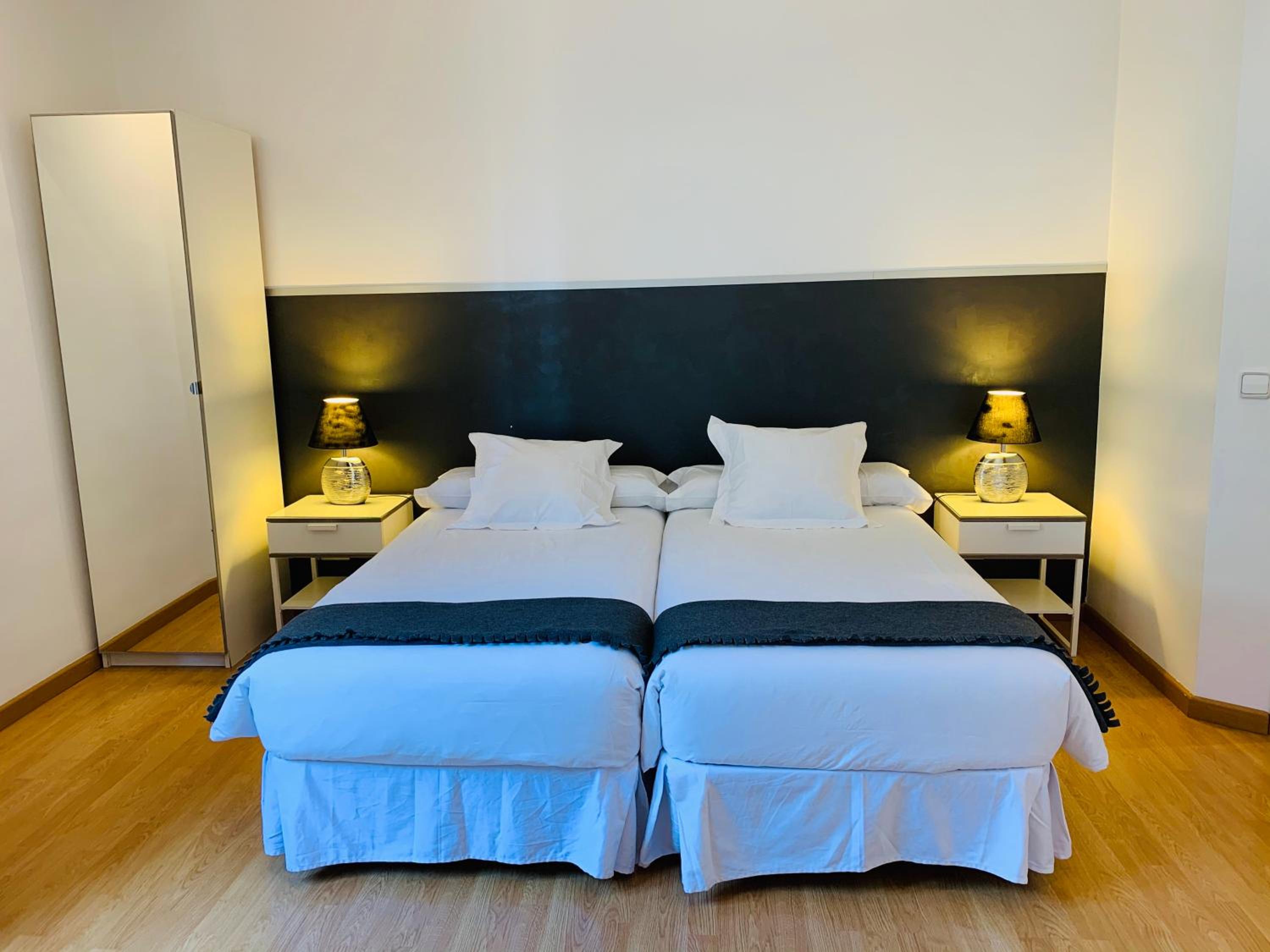Habitación Doble con Baño Compartido