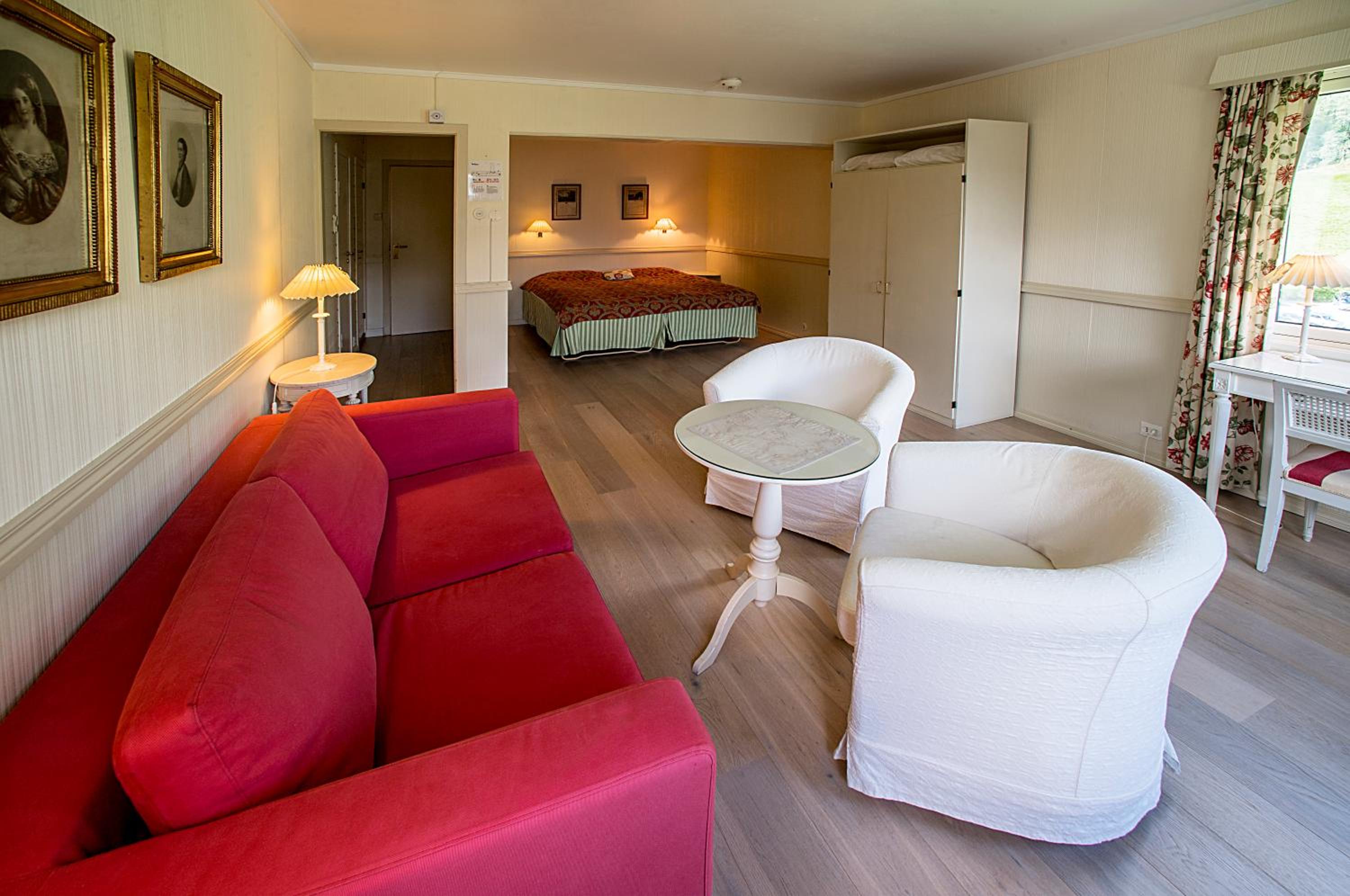 Junior Suite  With Valley View photo 2