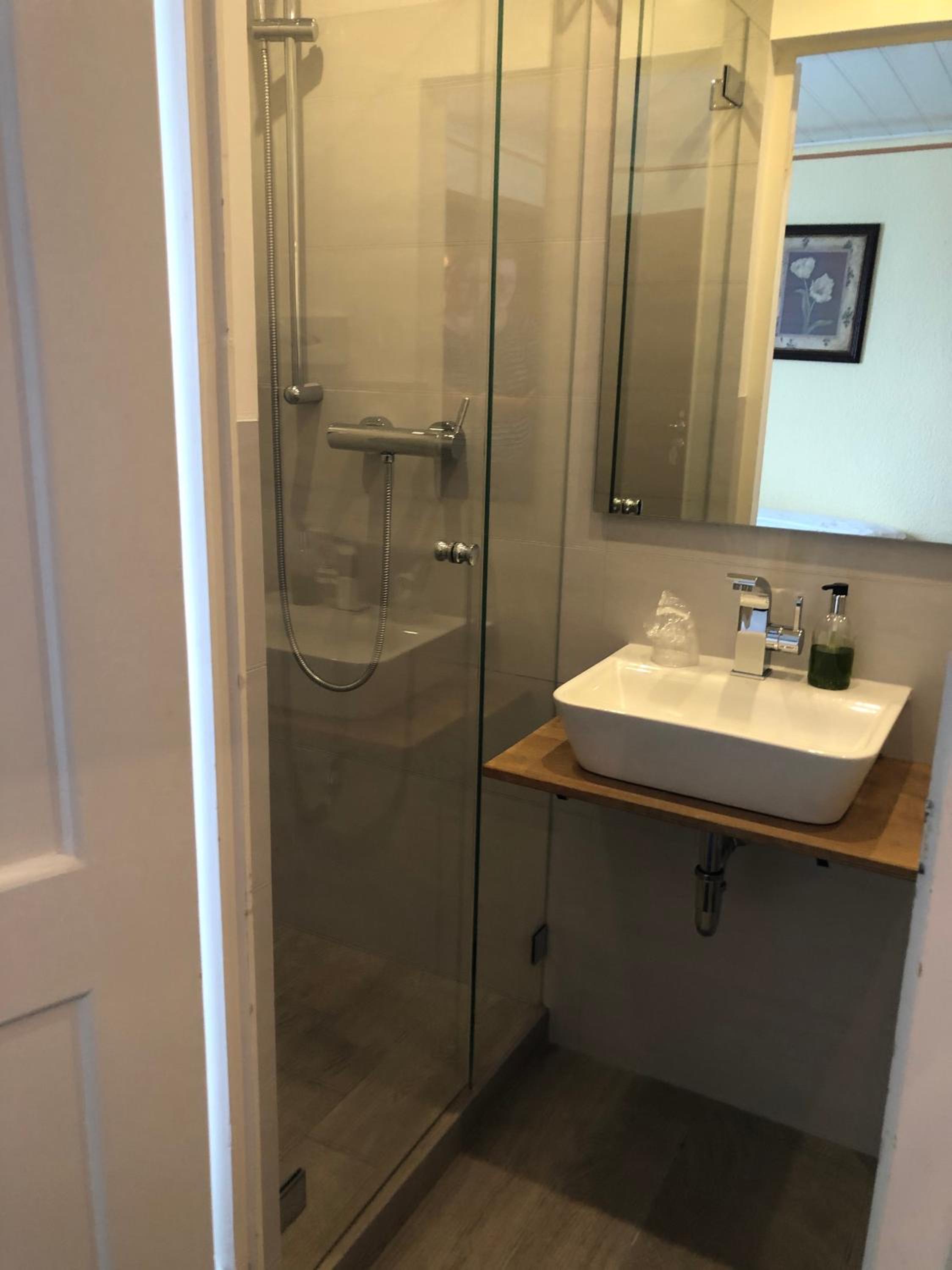 Single Room photo 2