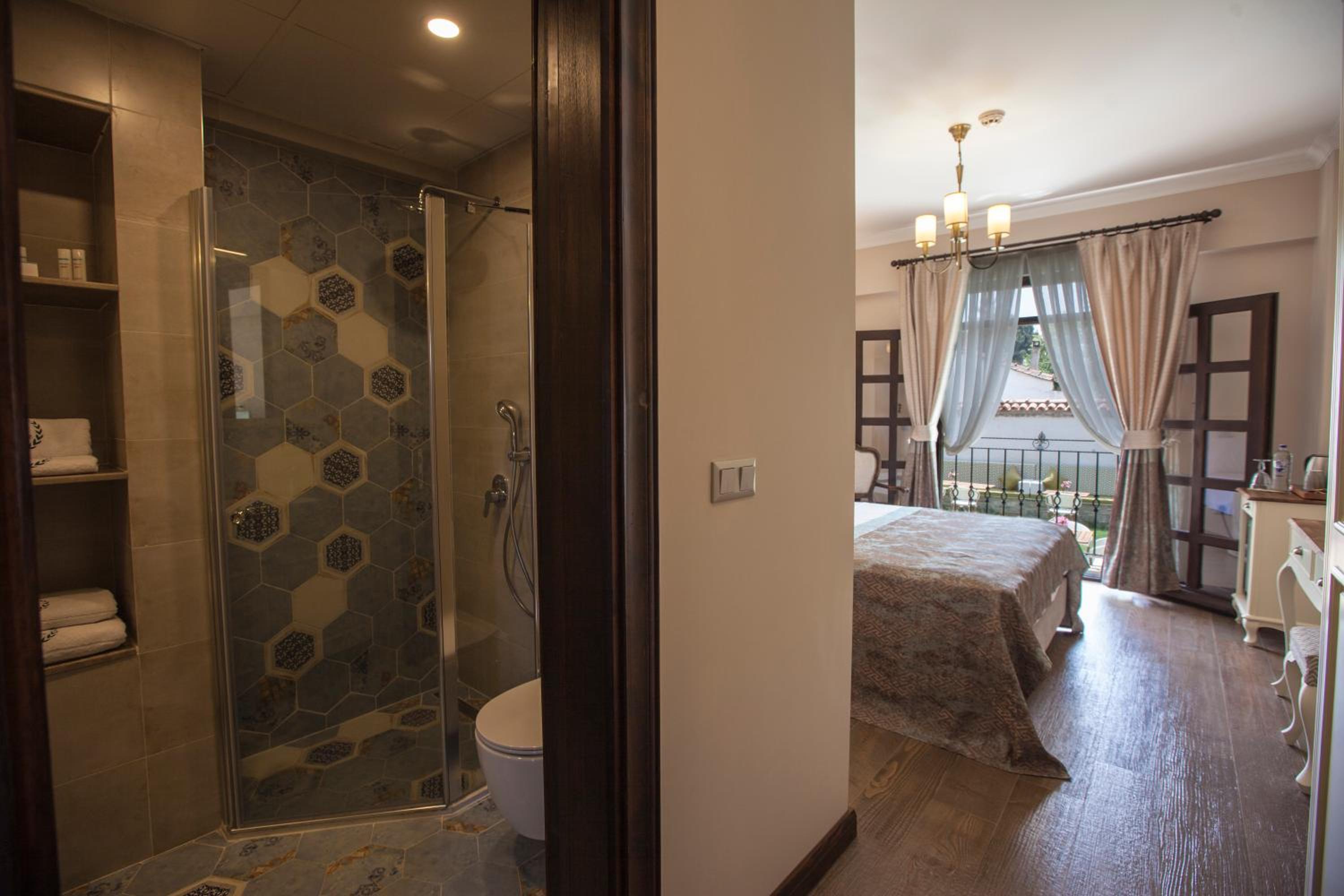 Deluxe Double or Twin Room with Garden View - Photo 3