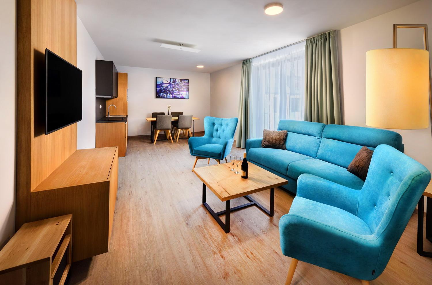 Deluxe Apartment photo 2