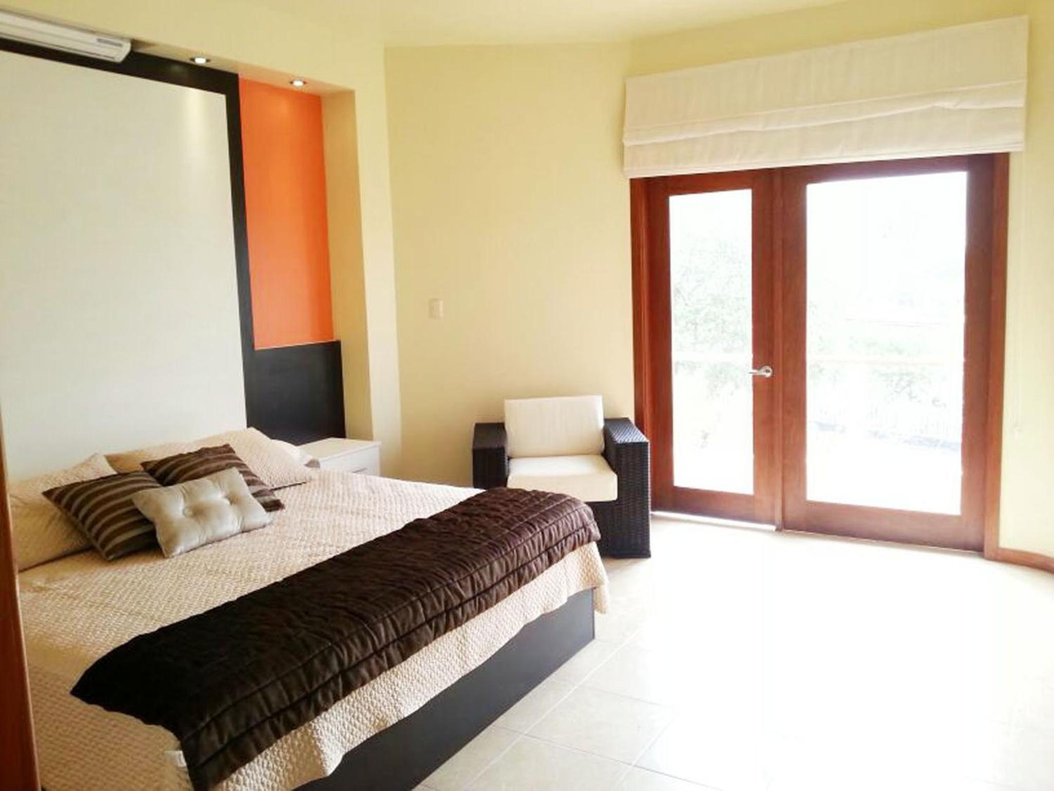 King Room with Lake View photo 3