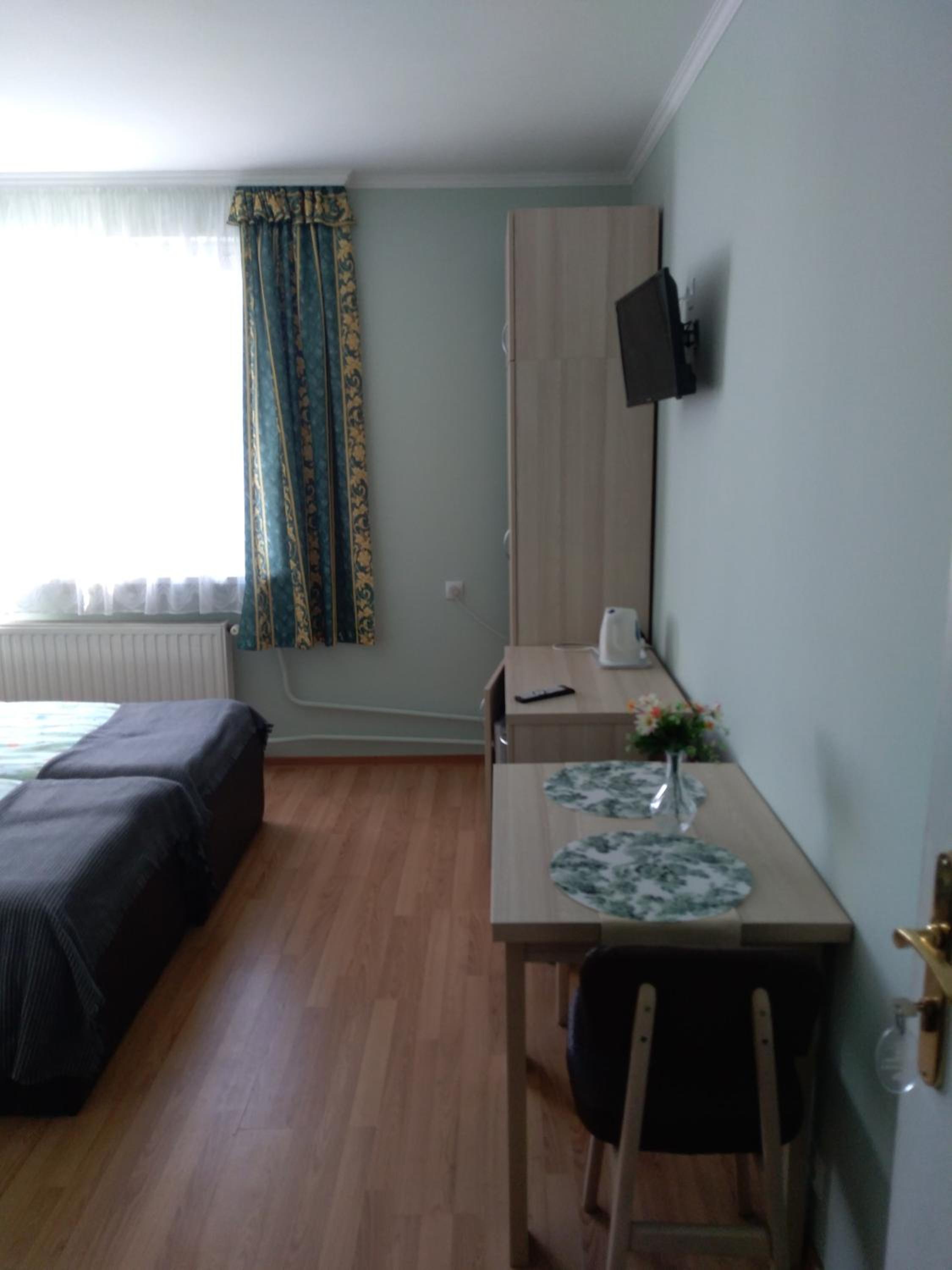Double Room with Private Bathroom photo 2