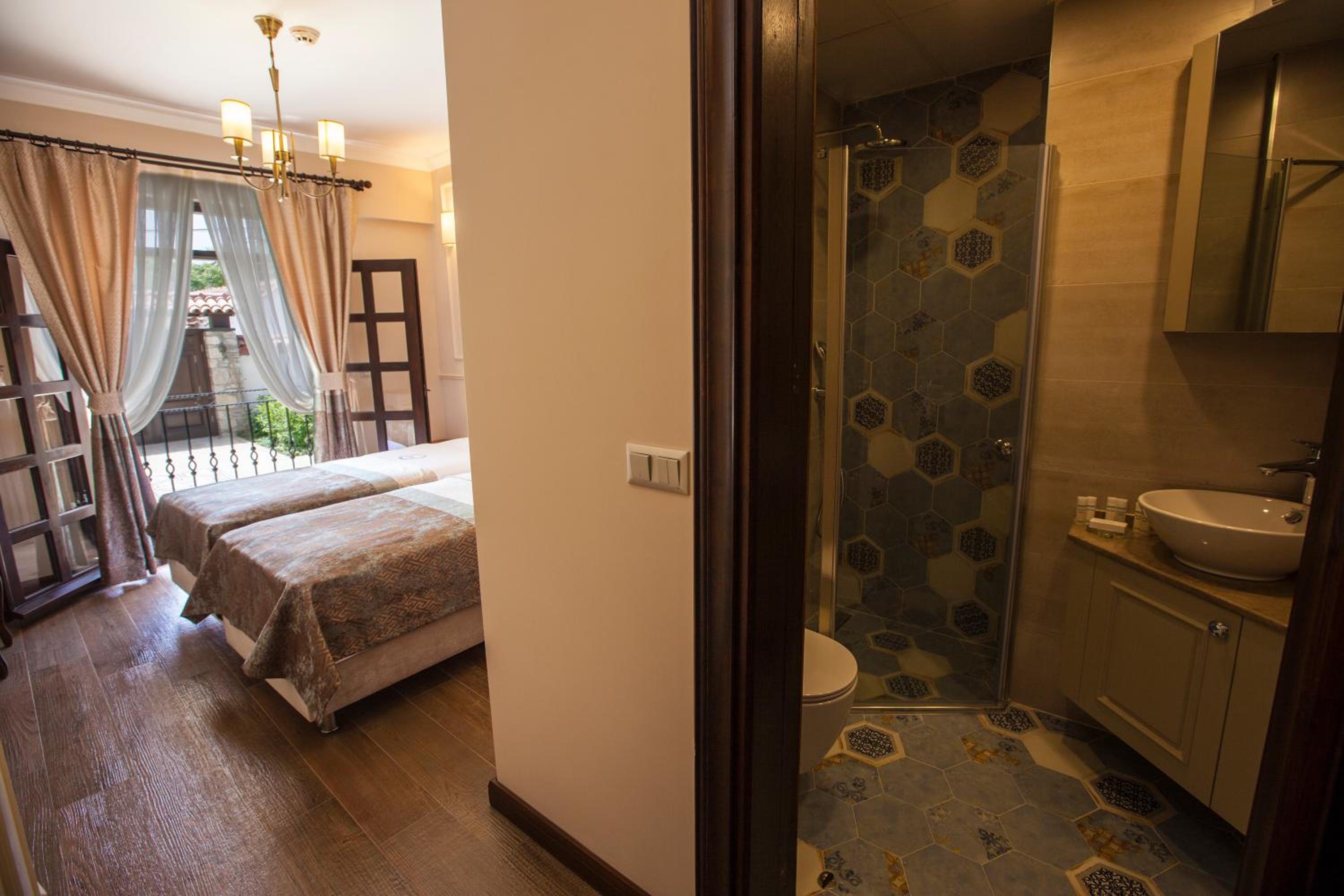 Deluxe Double or Twin Room with Garden View - Photo 2